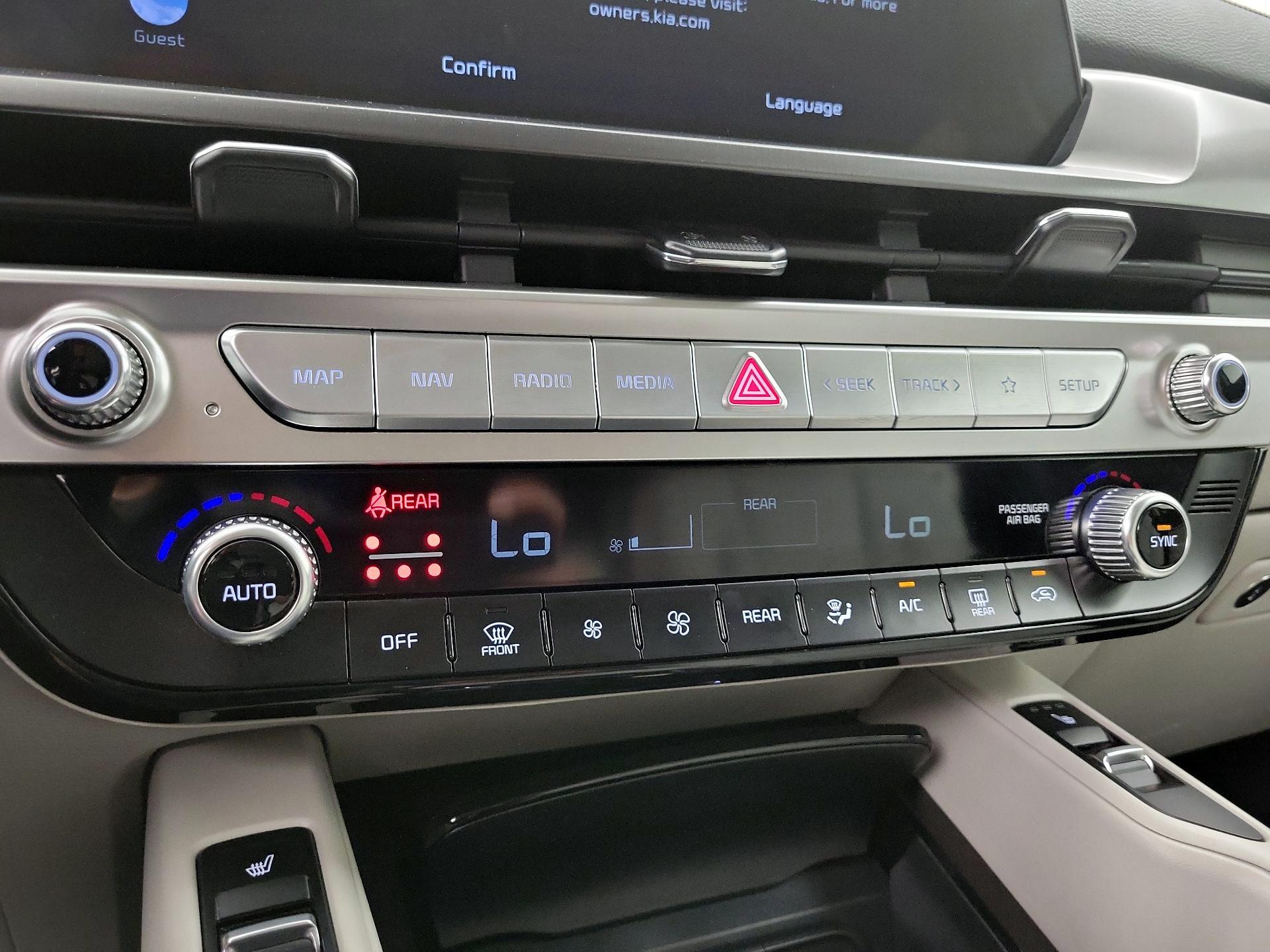 Thumbnail: 2023 Kia Telluride - 17