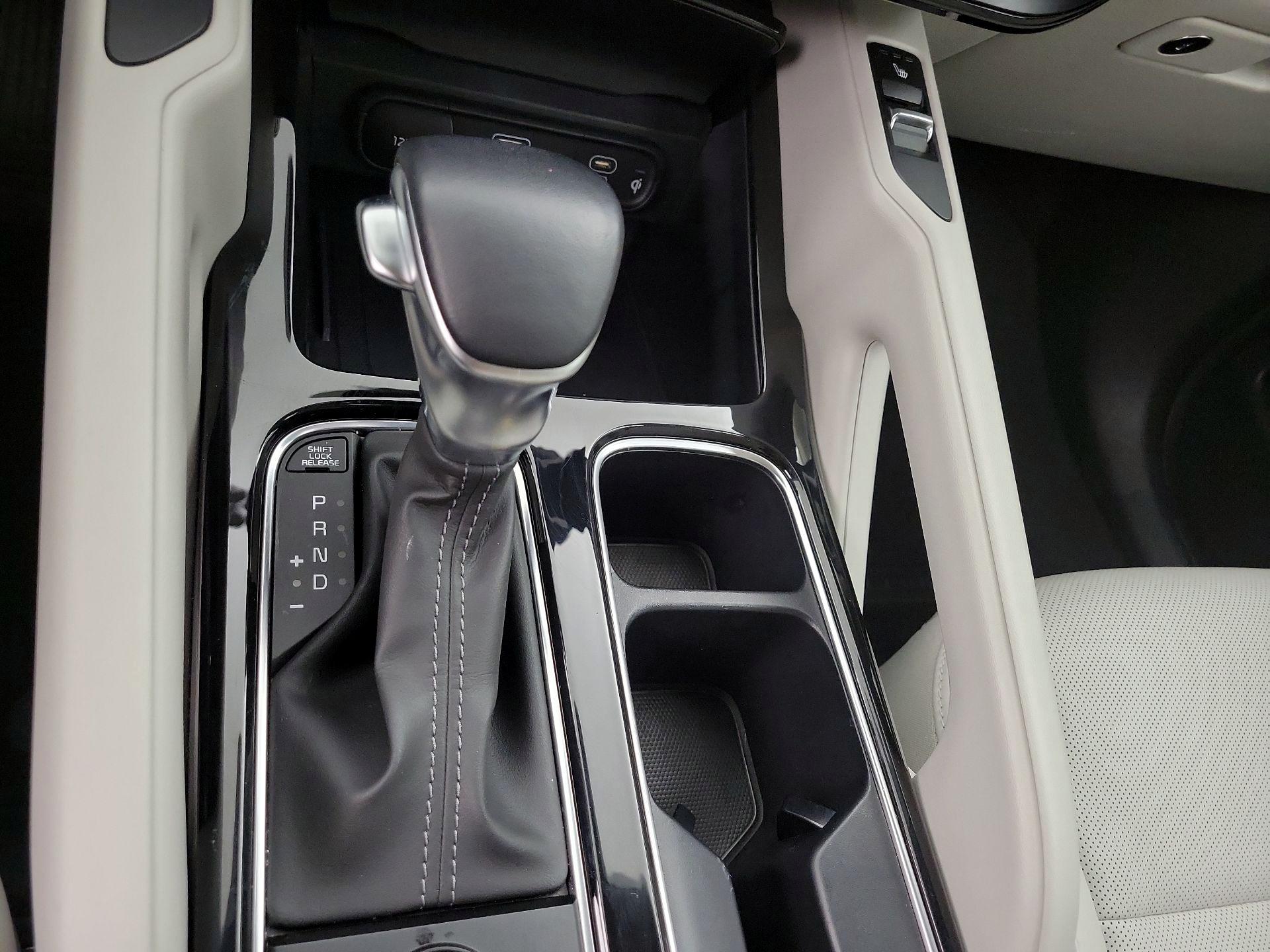 Thumbnail: 2023 Kia Telluride - 18