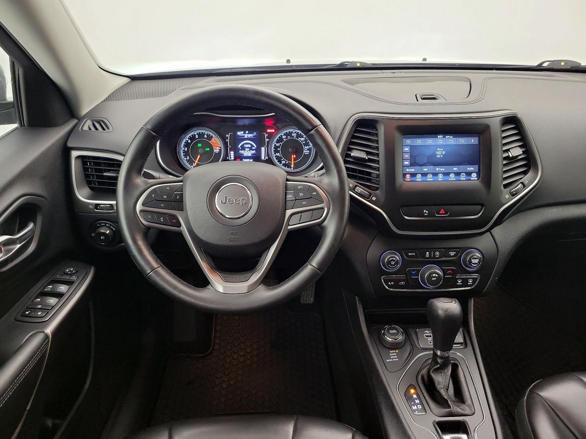 Thumbnail: 2019 Jeep Cherokee - 10