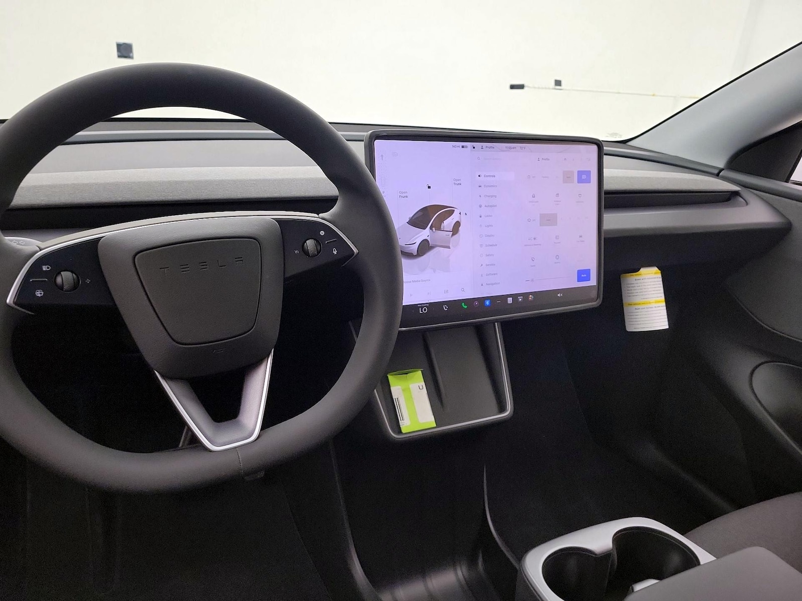 2026 Tesla Model Y Standard - Photo 10