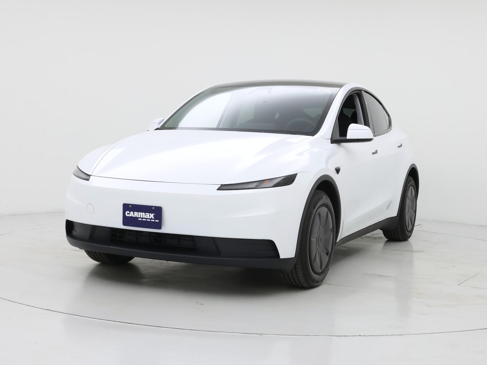 2026 Tesla Model Y Standard - Photo 5