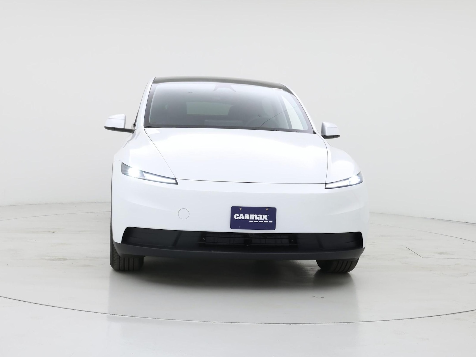 2026 Tesla Model Y Standard - Photo 6