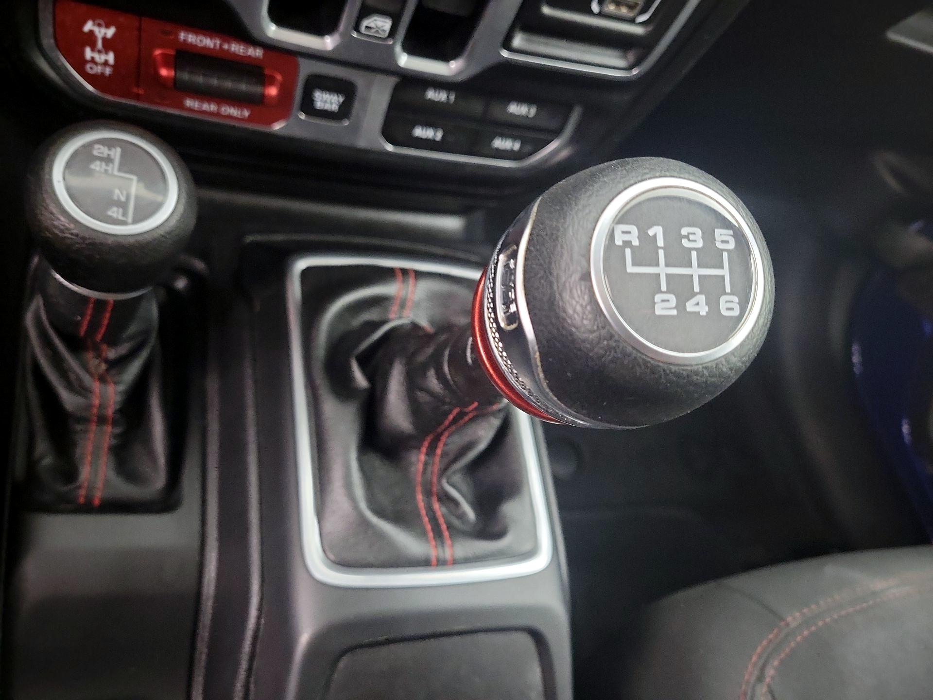 Thumbnail: 2018 Jeep Wrangler - 17