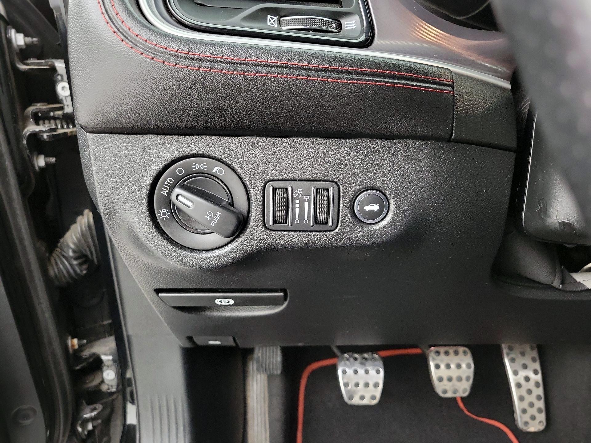 Thumbnail: 2020 Dodge Challenger - 13