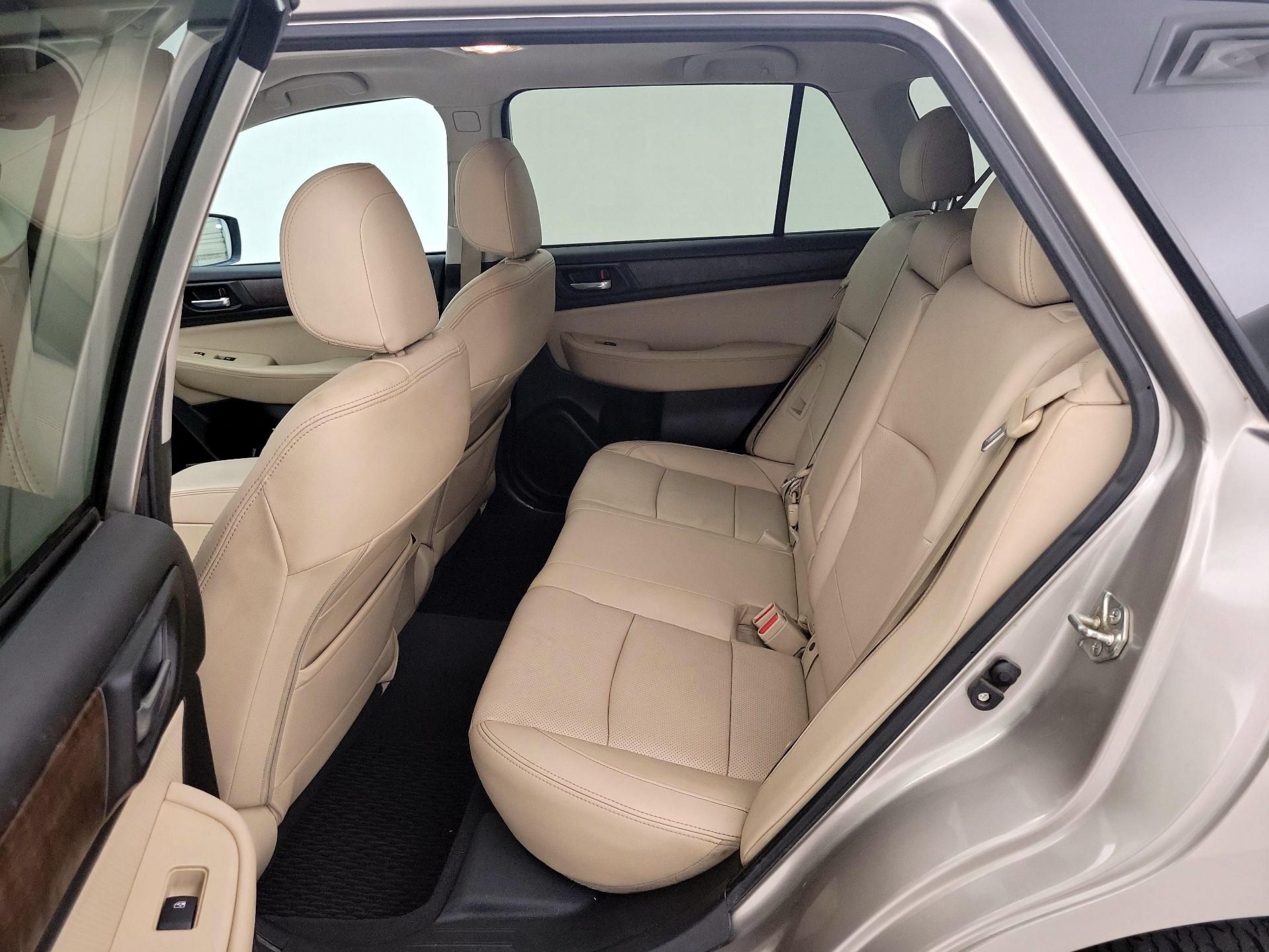 Thumbnail: 2016 Subaru Outback - 20