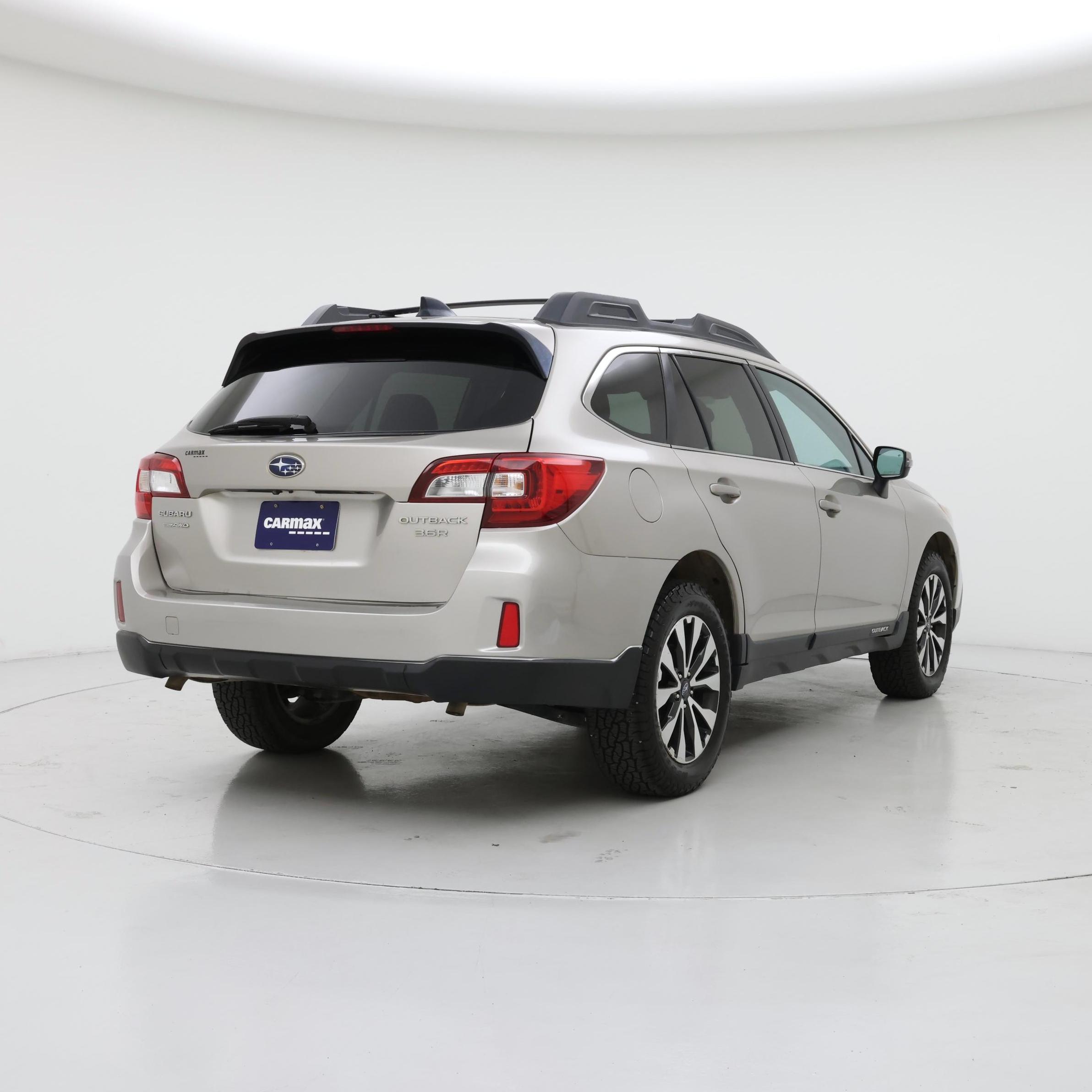 Thumbnail: 2016 Subaru Outback - 8