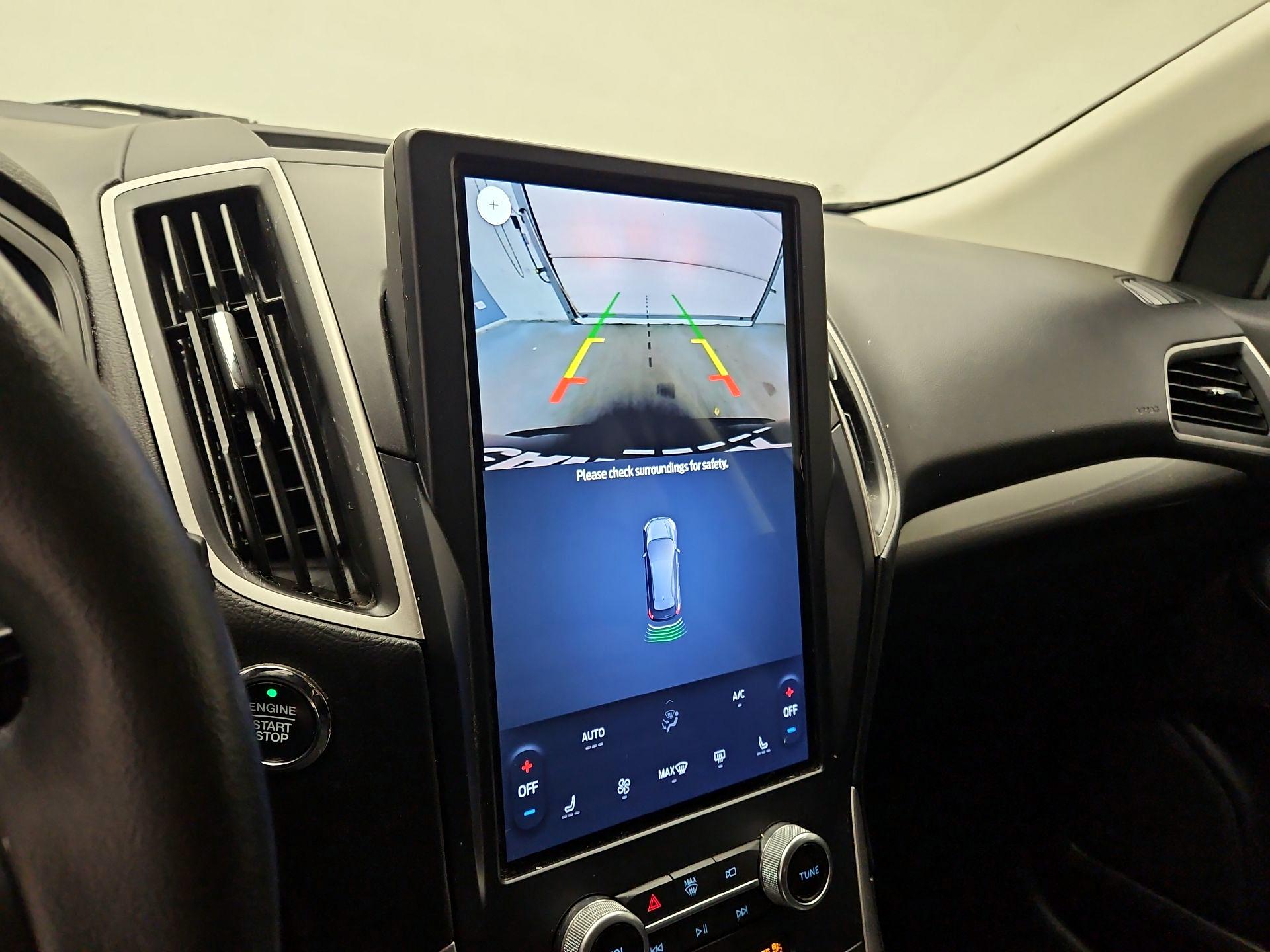 Thumbnail: 2023 Ford Edge - 12