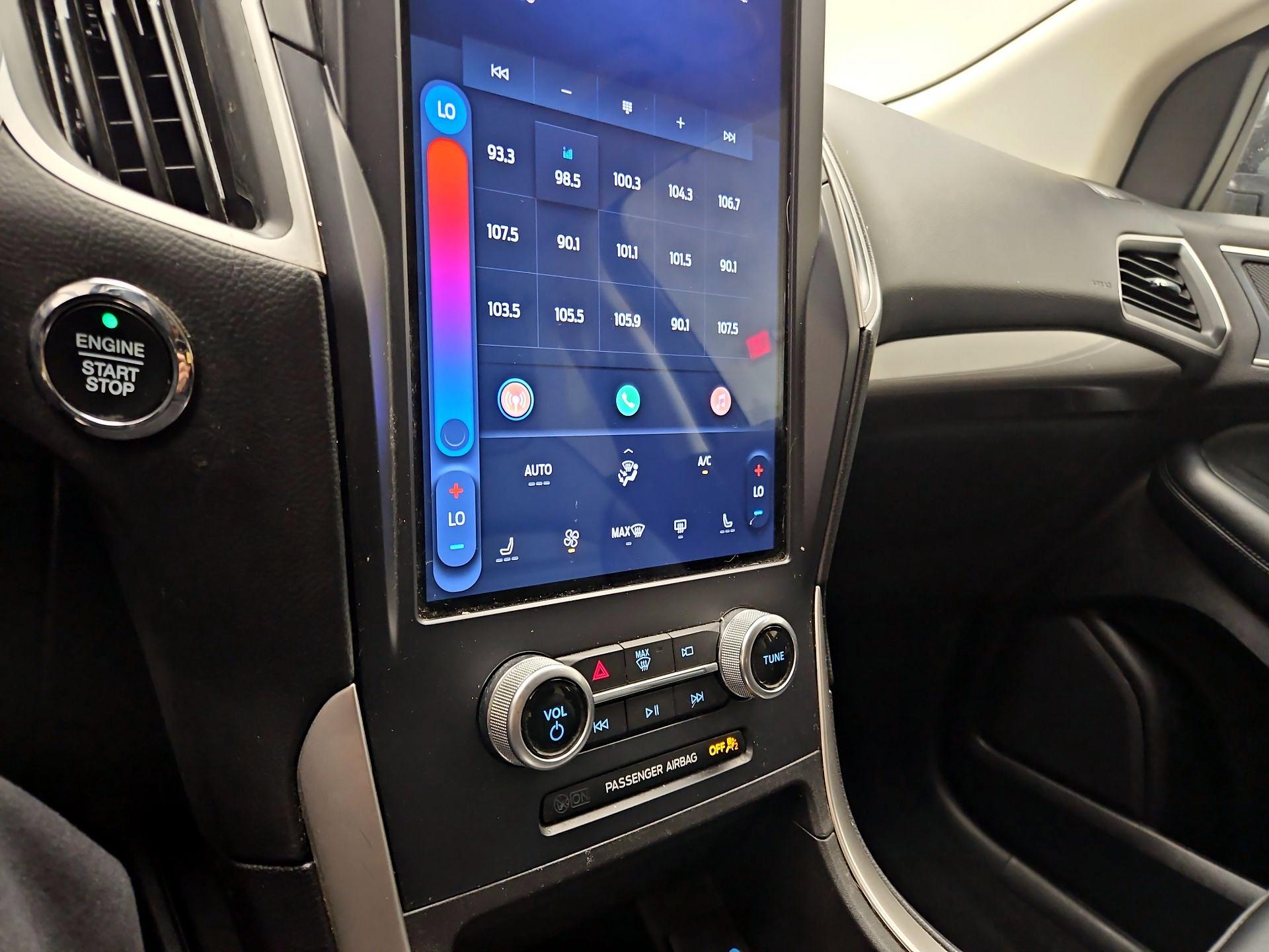 Thumbnail: 2023 Ford Edge - 14