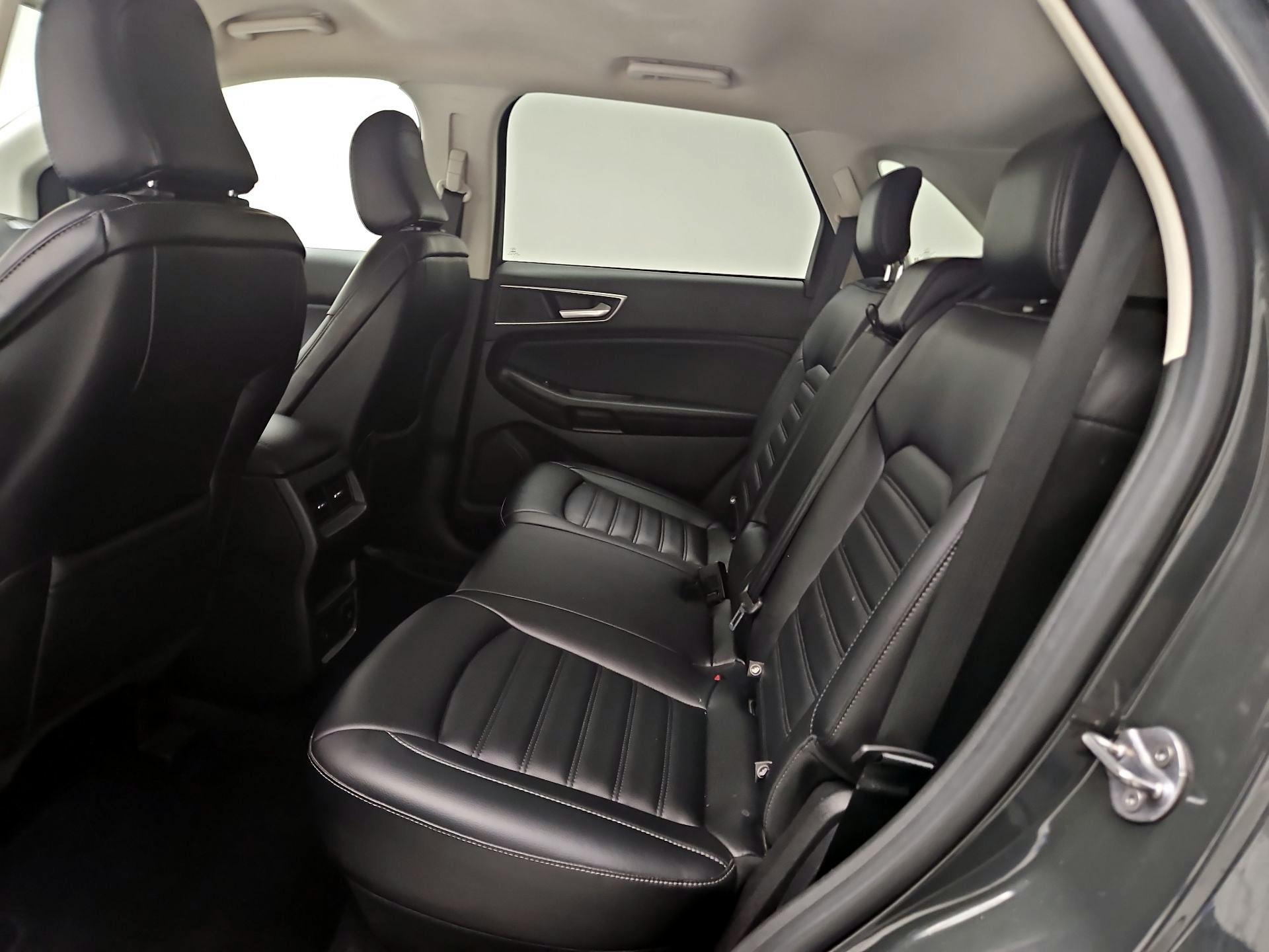 Thumbnail: 2023 Ford Edge - 17