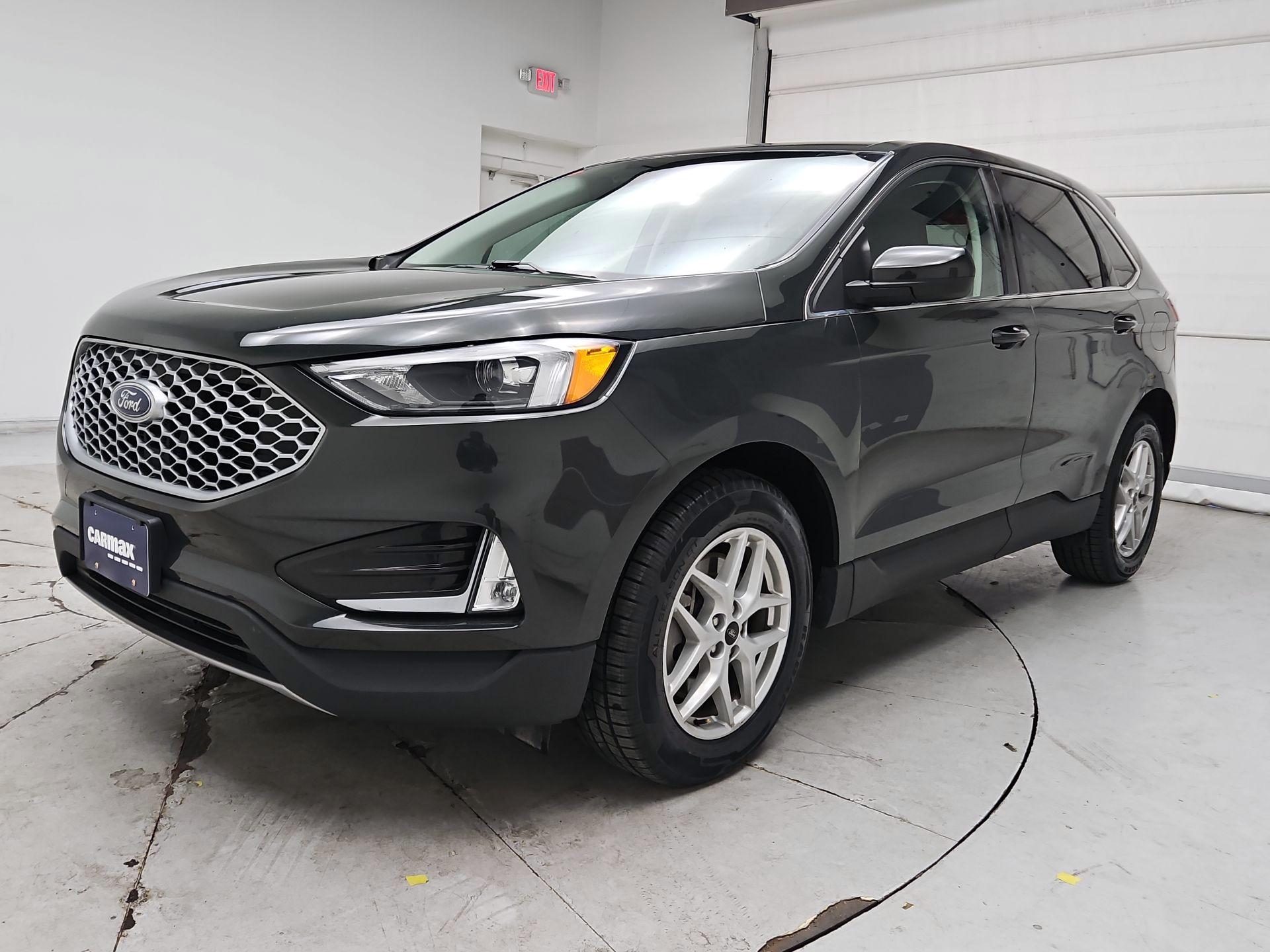 Thumbnail: 2023 Ford Edge - 3