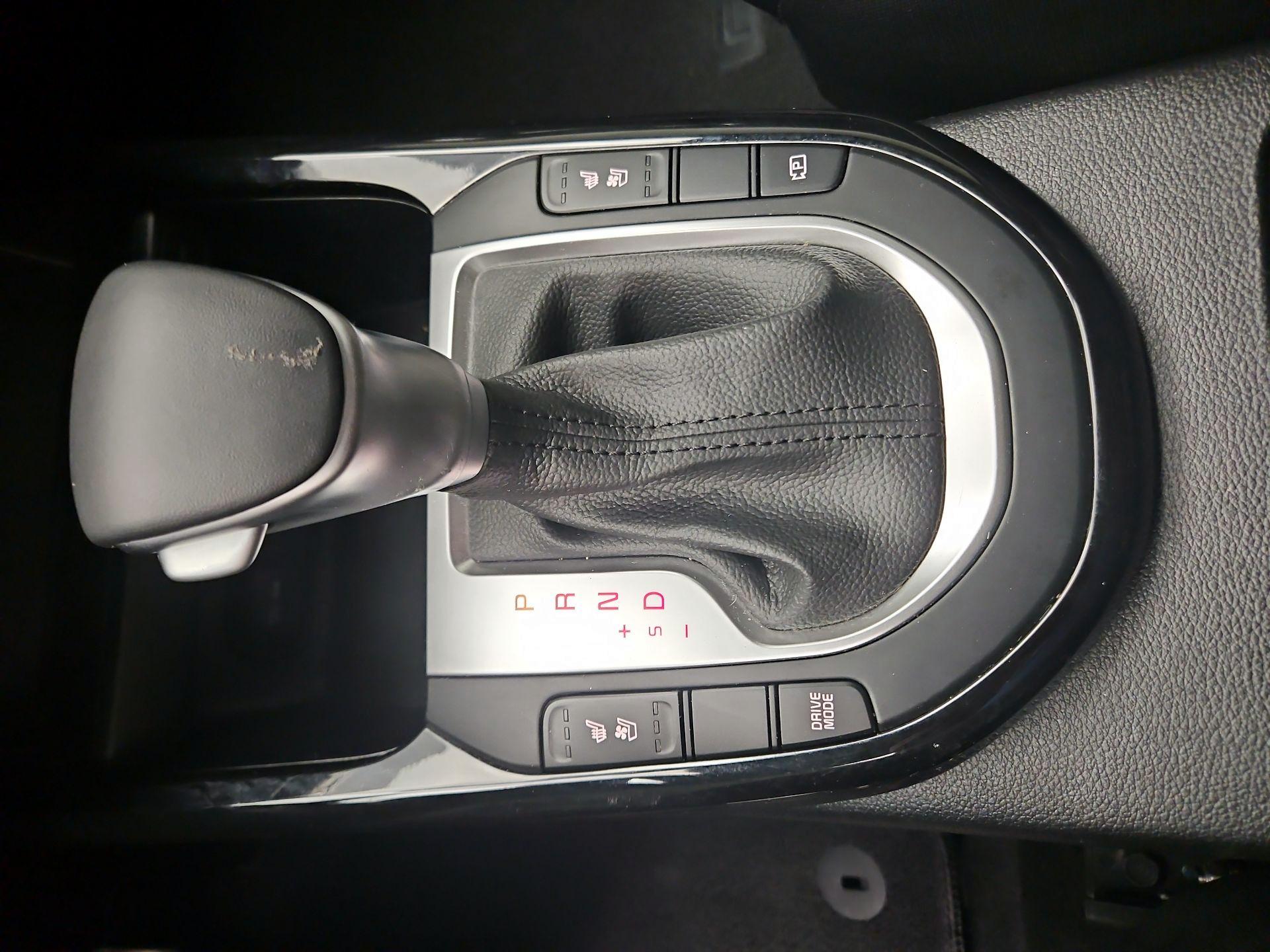 Thumbnail: 2024 Kia Forte - 18