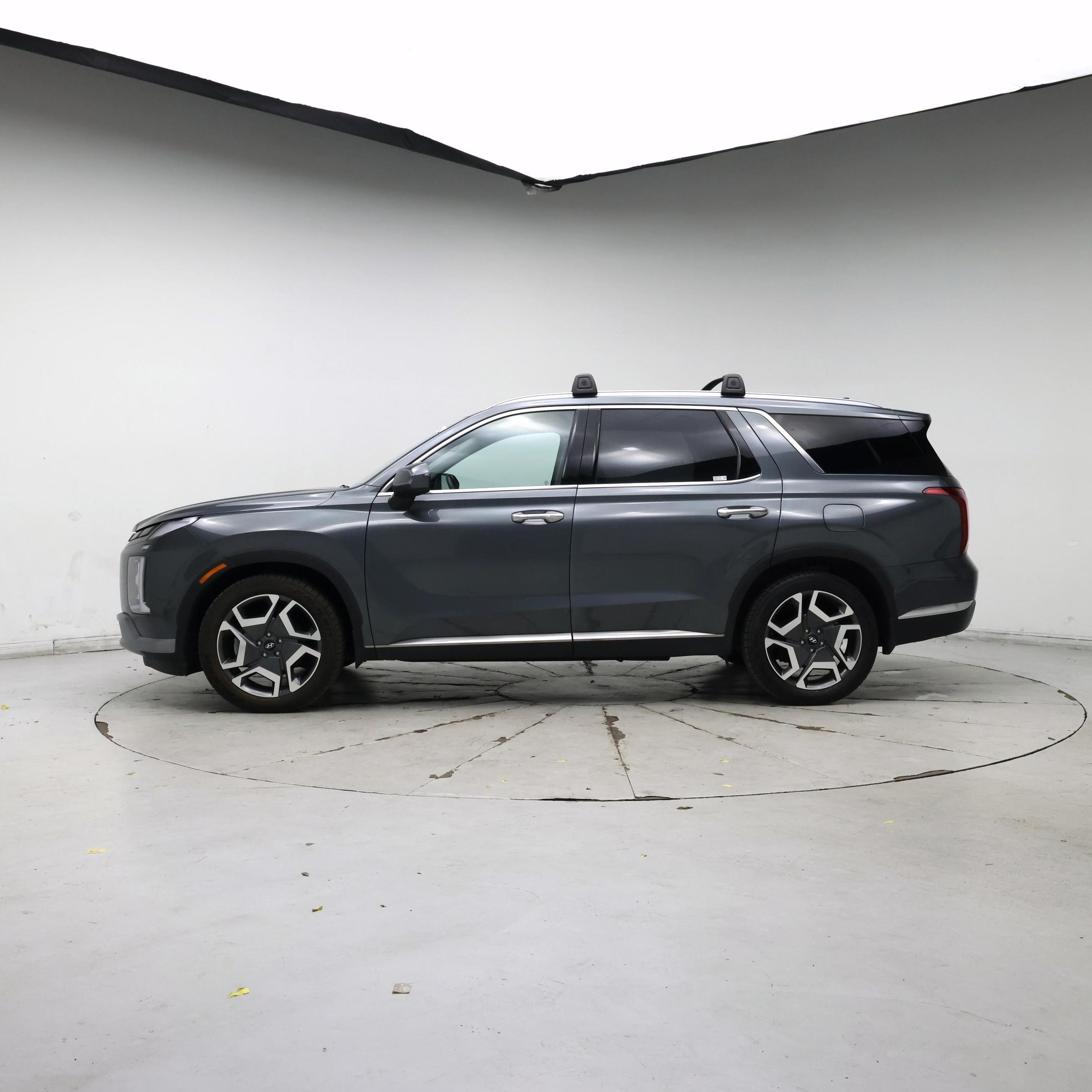 Thumbnail: 2023 Hyundai Palisade - 3