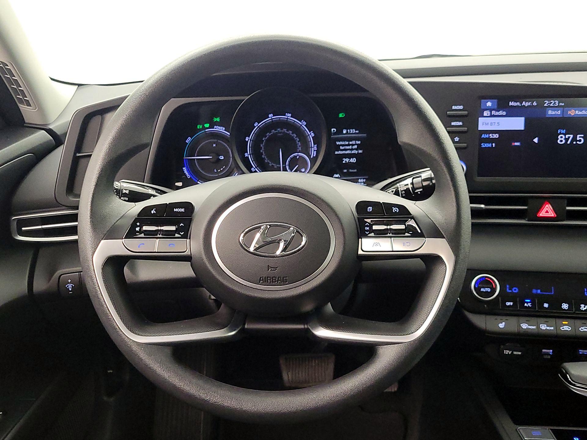 Thumbnail: 2023 Hyundai Elantra - 10