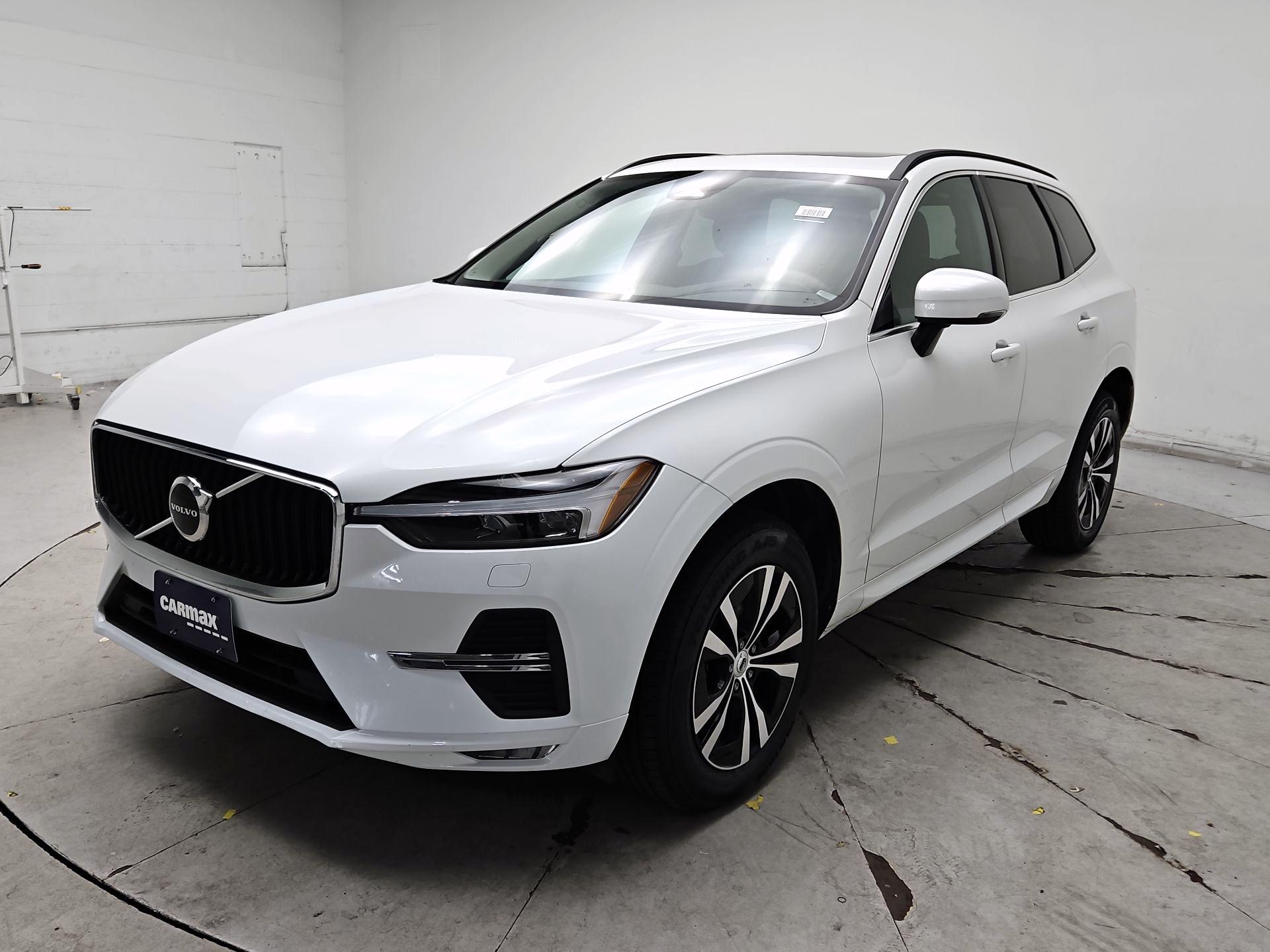 Thumbnail: 2023 Volvo XC60 - 3