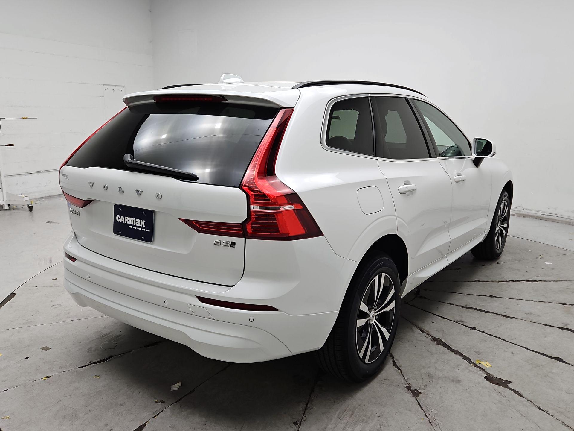 Thumbnail: 2023 Volvo XC60 - 5