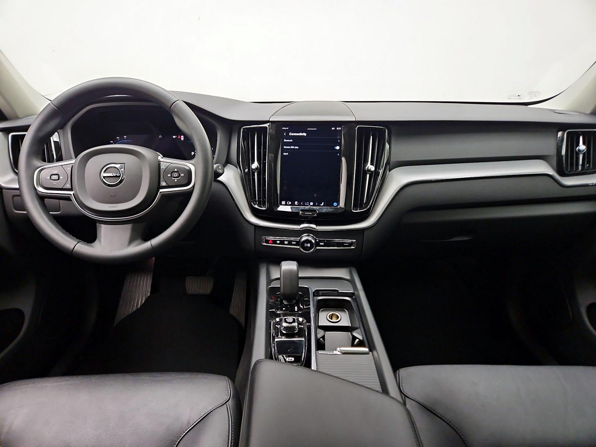 Thumbnail: 2023 Volvo XC60 - 8