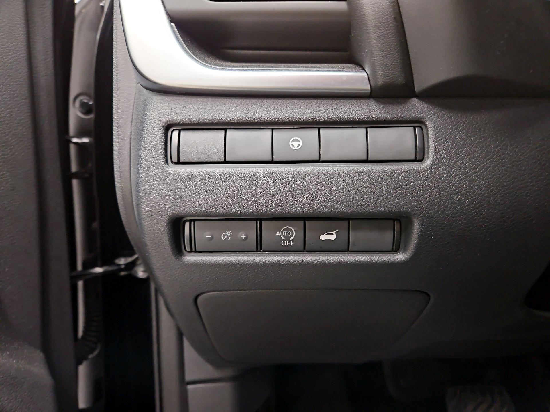 Thumbnail: 2023 Nissan Rogue - 11