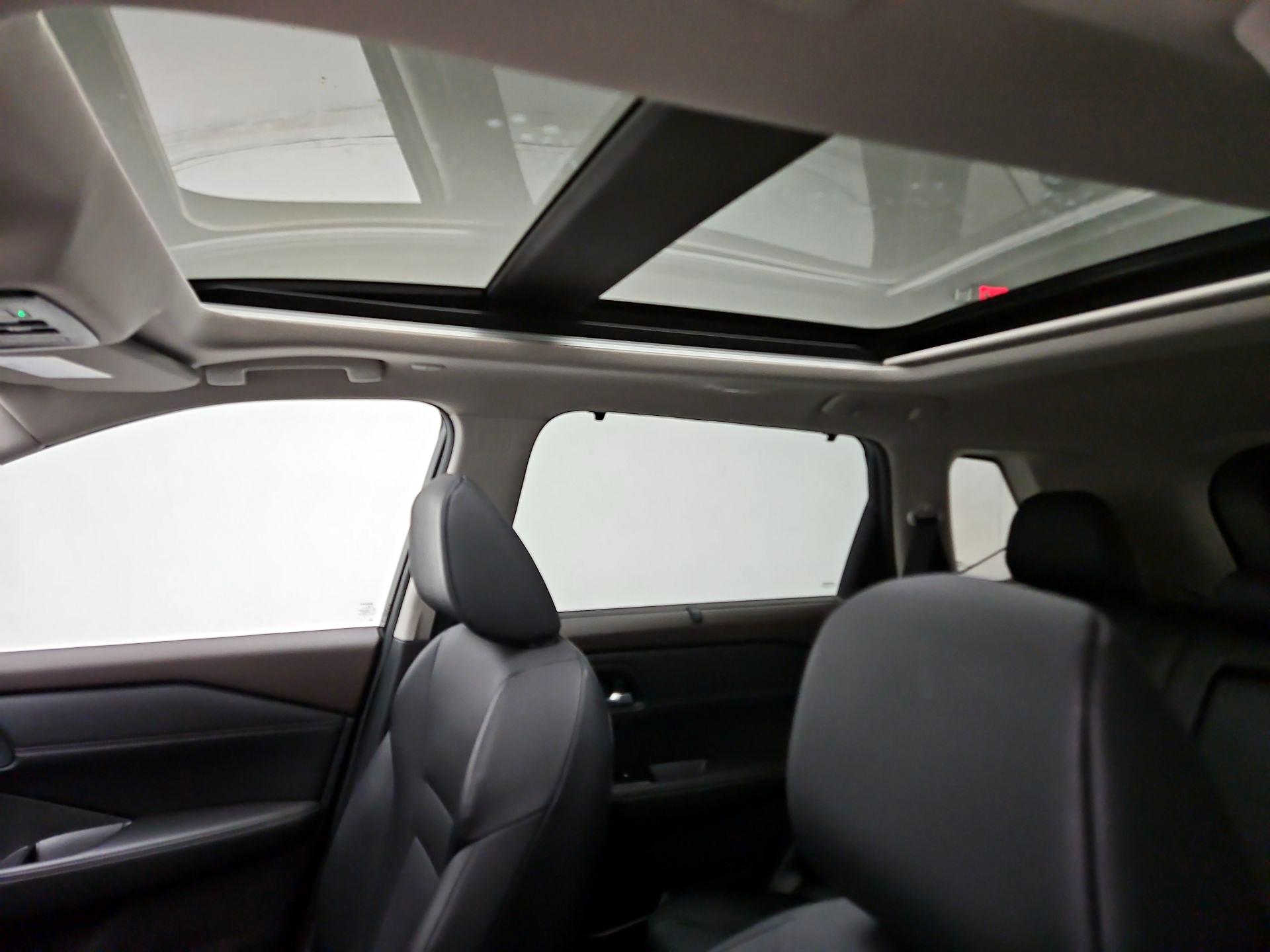 Thumbnail: 2023 Nissan Rogue - 17