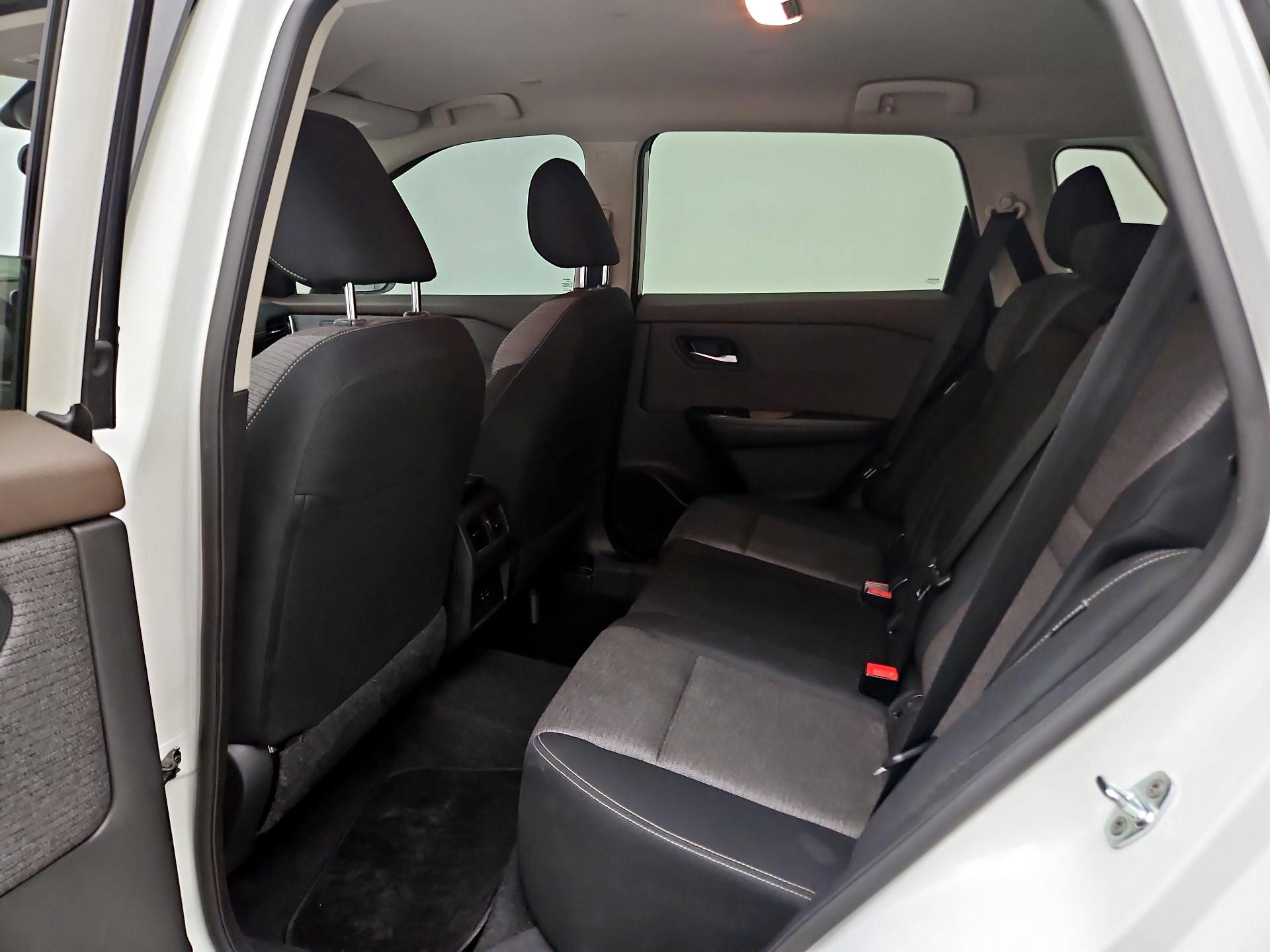 Thumbnail: 2023 Nissan Rogue - 19