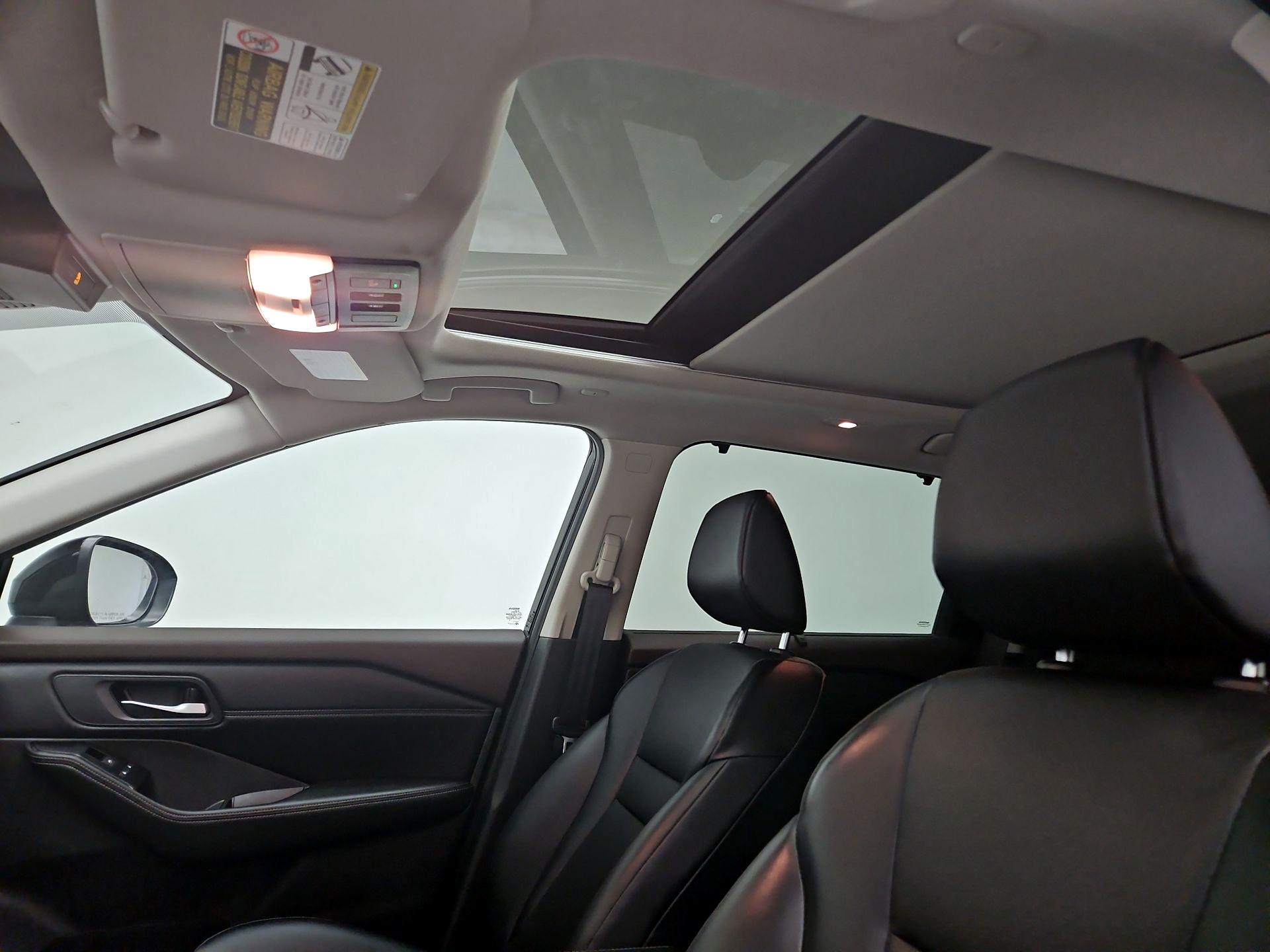 Thumbnail: 2023 Nissan Rogue - 19