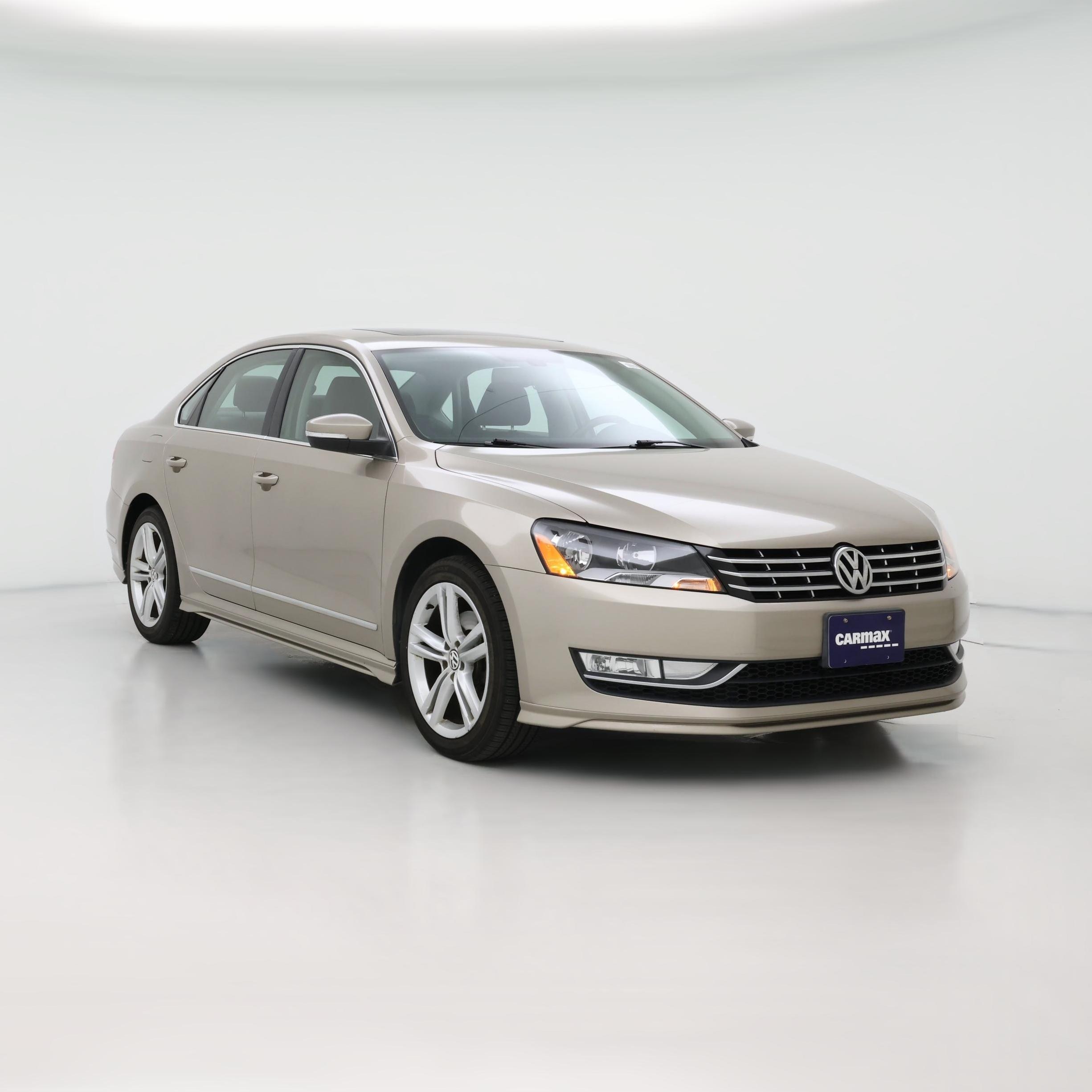 Thumbnail: 2015 Volkswagen Passat - 1