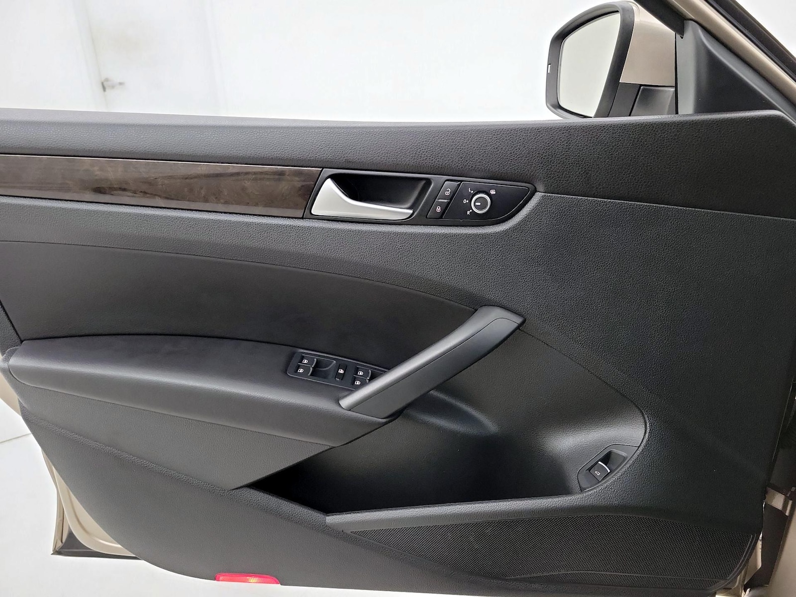 2015 Volkswagen Passat SEL Premium - Photo 13