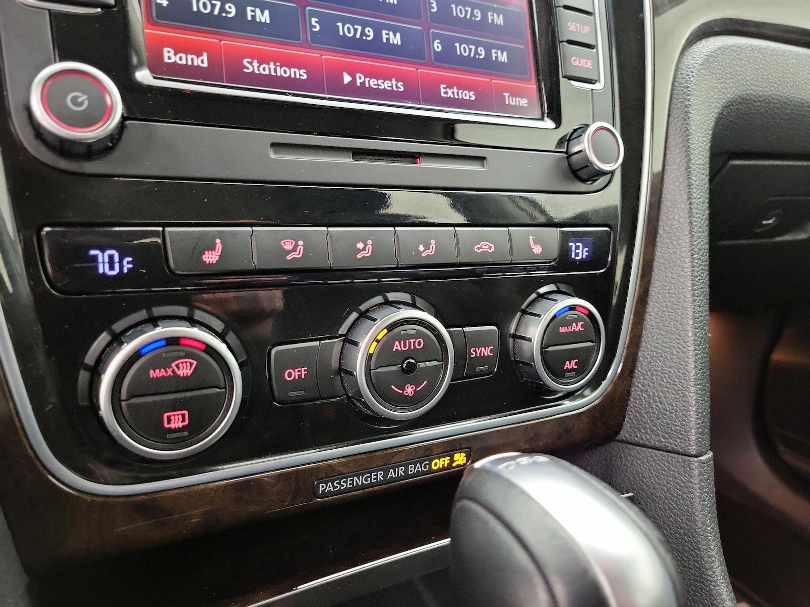 2015 Volkswagen Passat SEL Premium - Photo 18