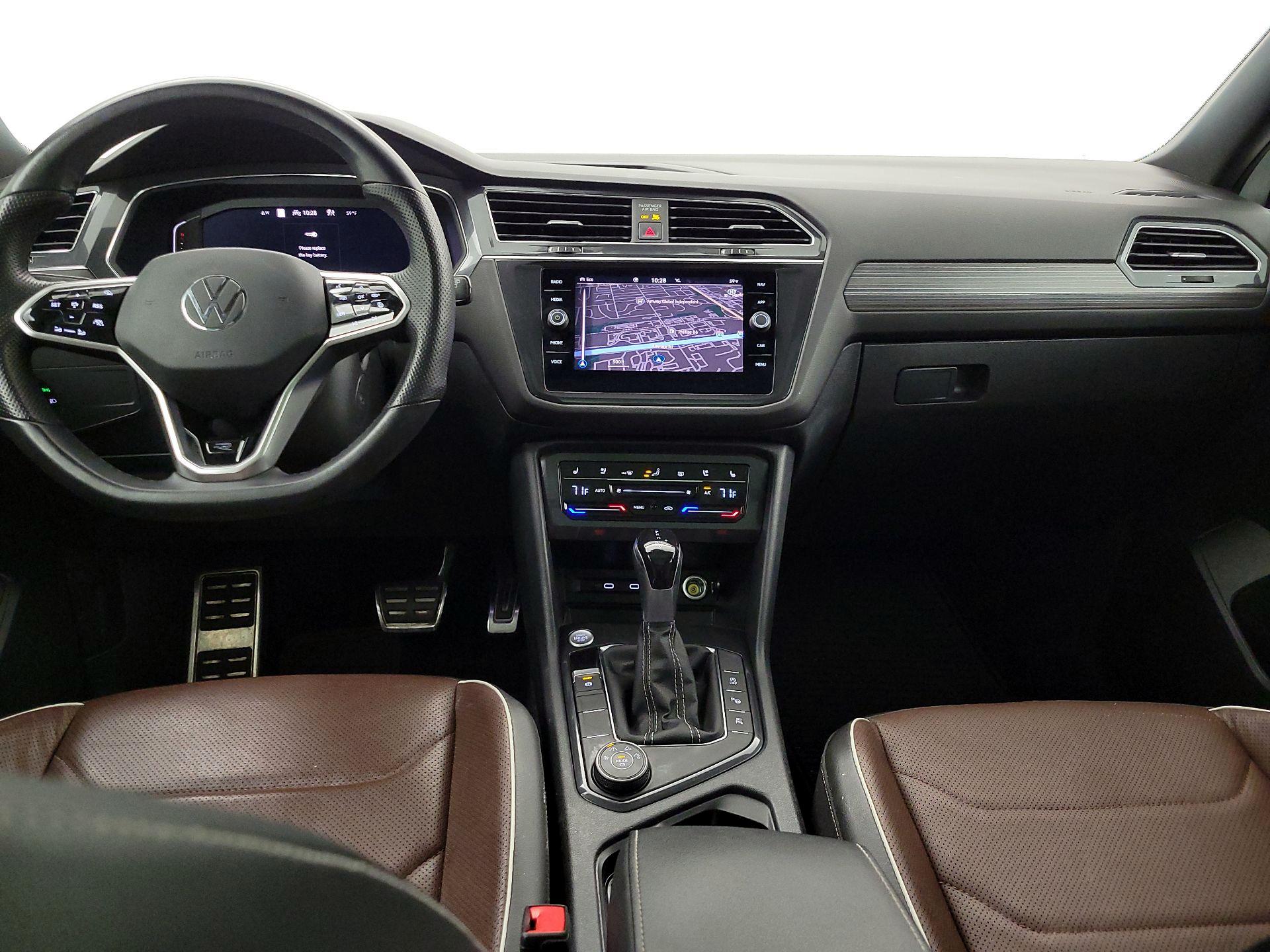 Thumbnail: 2022 Volkswagen Tiguan - 9