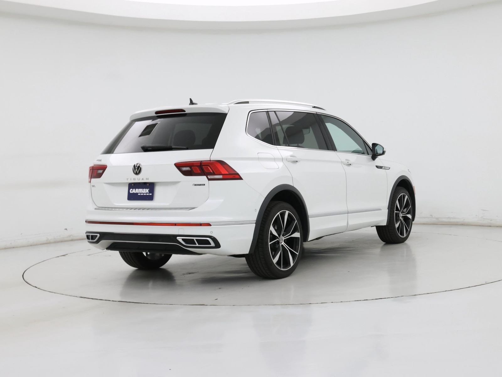 2022 Volkswagen Tiguan SEL R-LINE - Photo 9