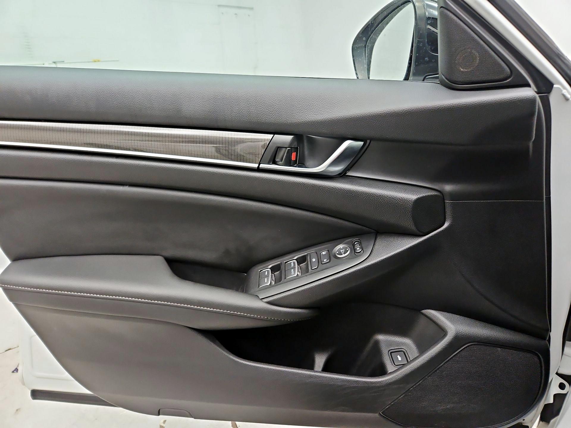 Thumbnail: 2022 Honda Accord - 12