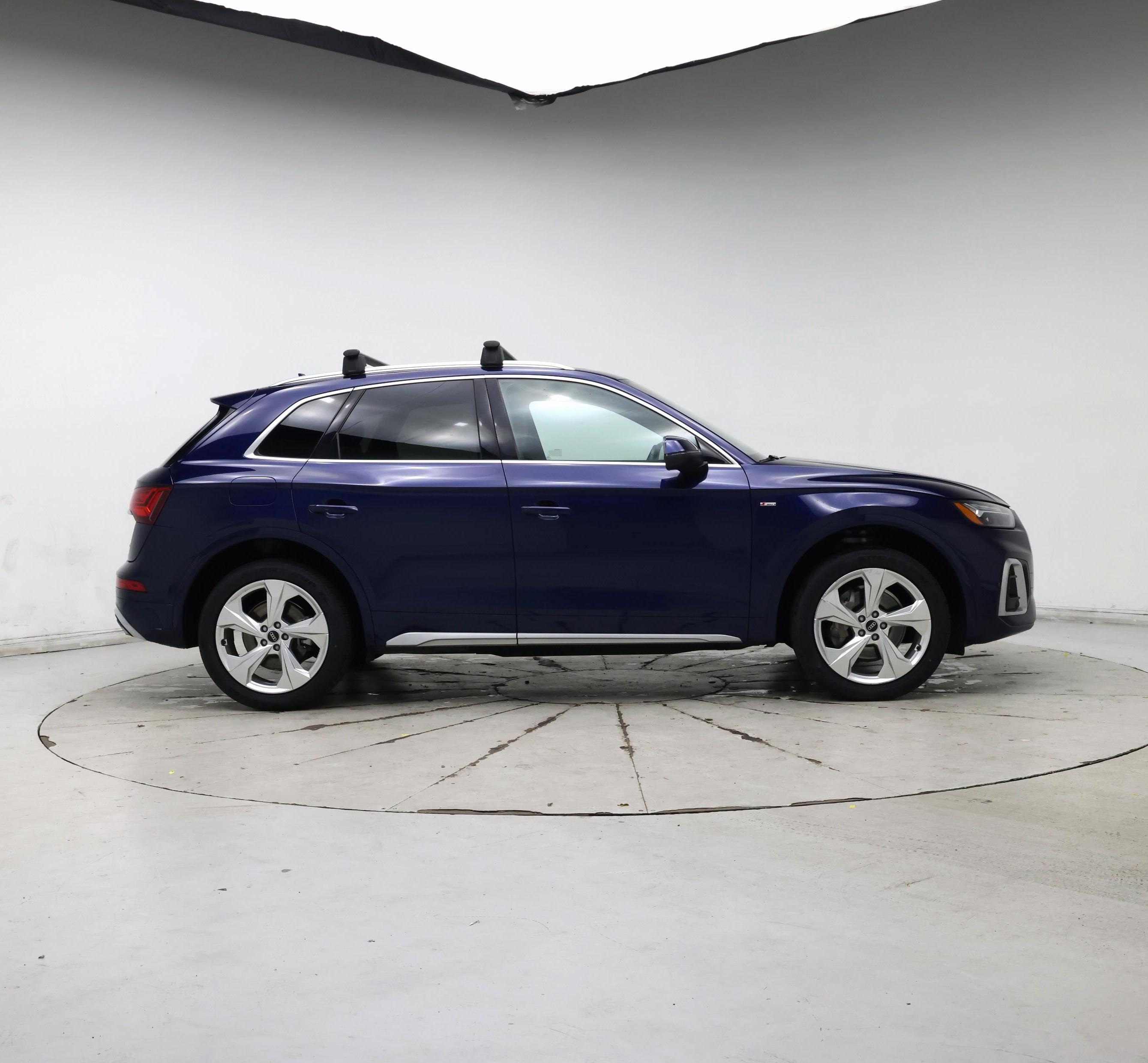 Thumbnail: 2022 Audi Q5 - 7