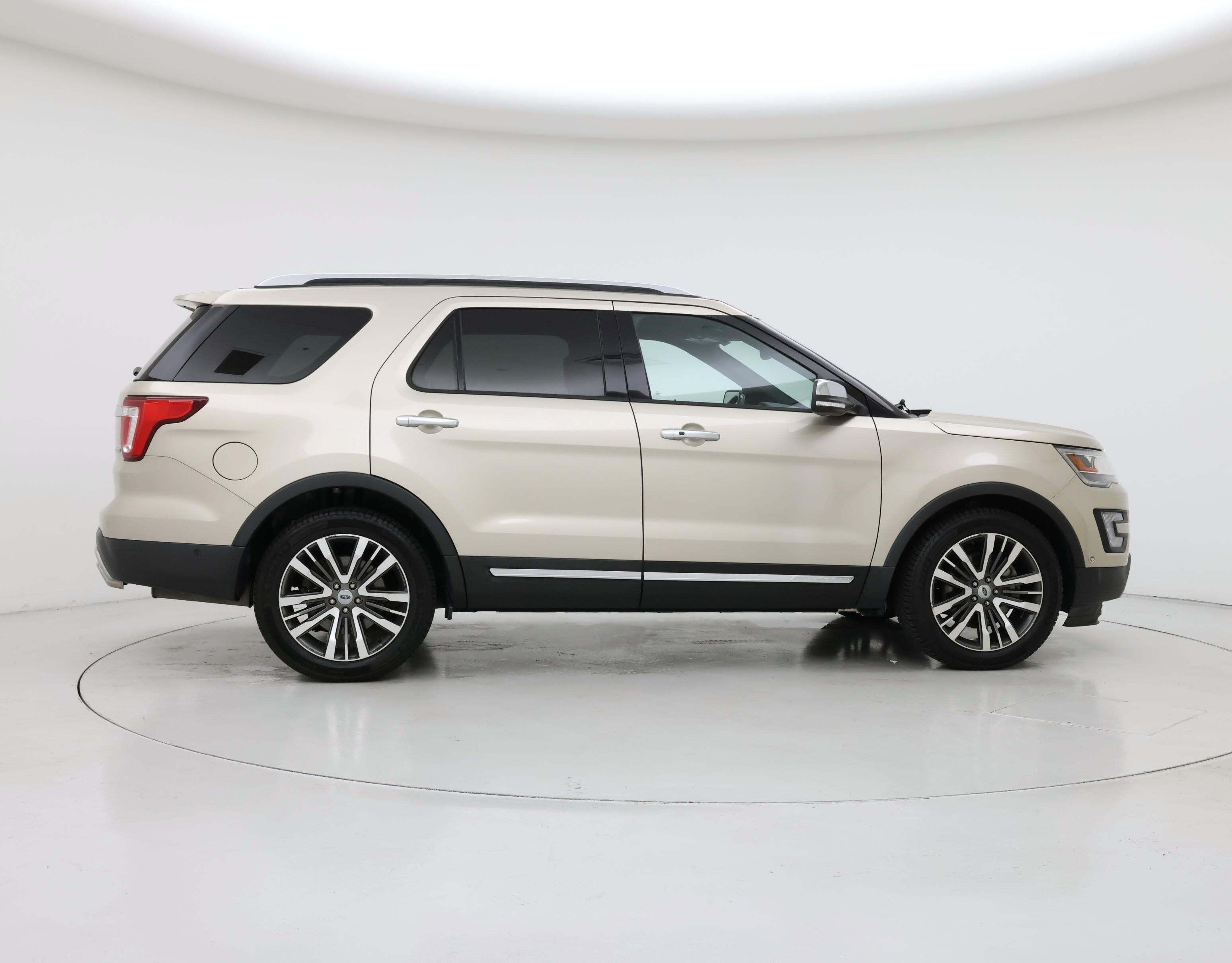 Thumbnail: 2017 Ford Explorer - 7