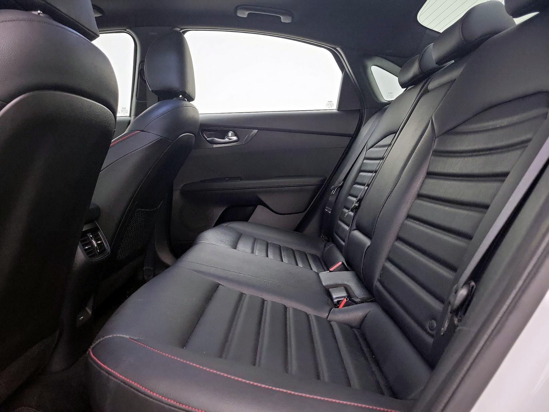 Thumbnail: 2024 Kia Forte - 20