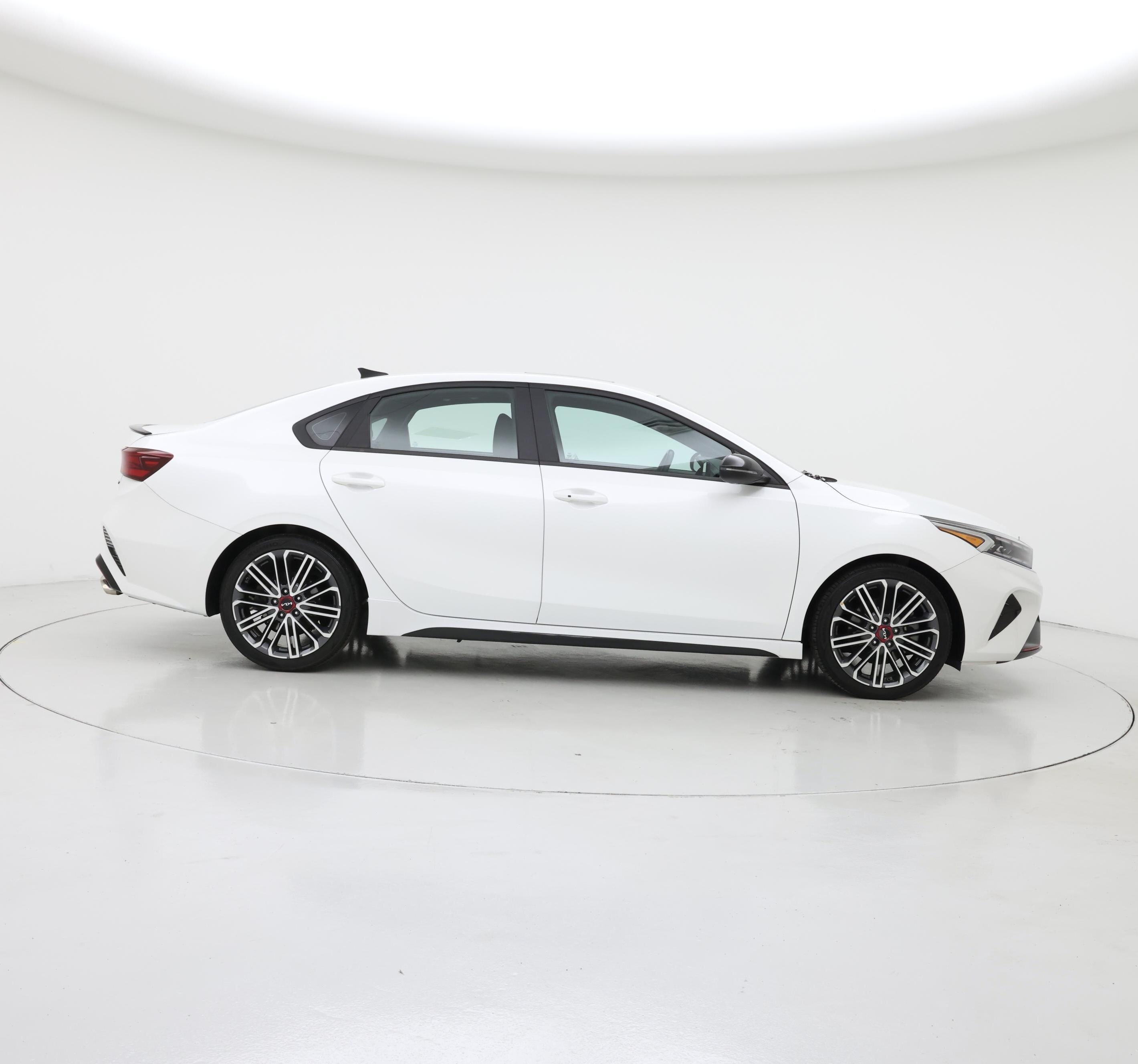 Thumbnail: 2024 Kia Forte - 7