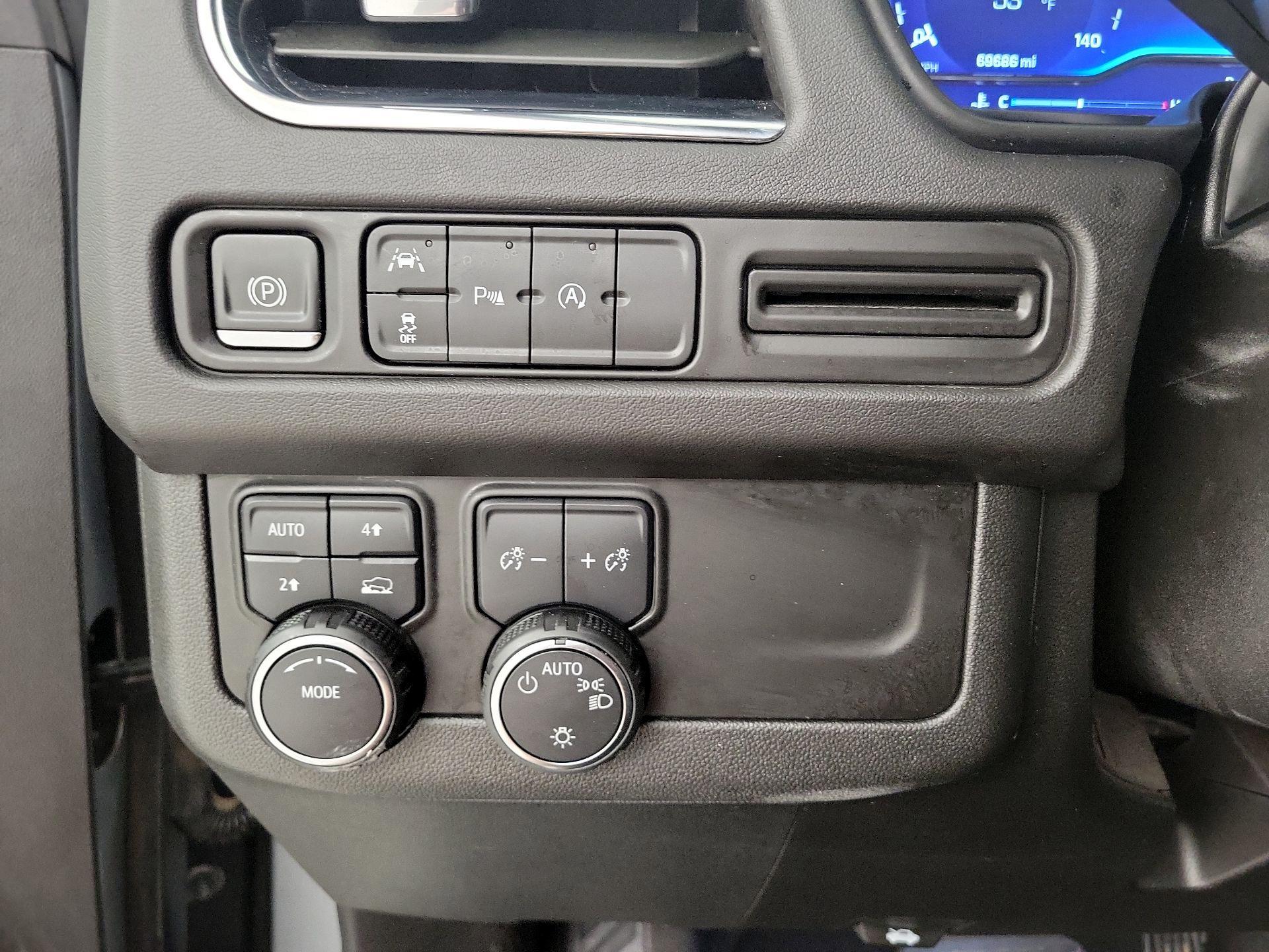Thumbnail: 2024 Chevrolet Tahoe - 13