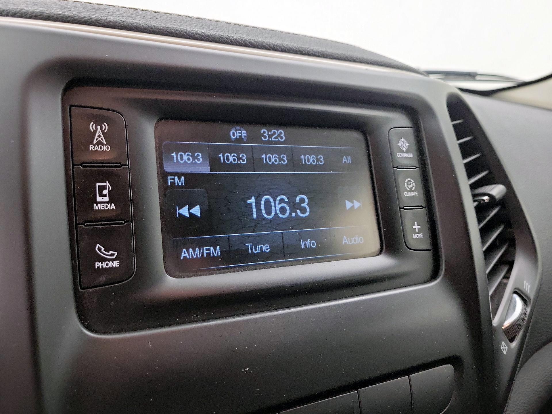 Thumbnail: 2014 Jeep Cherokee - 14