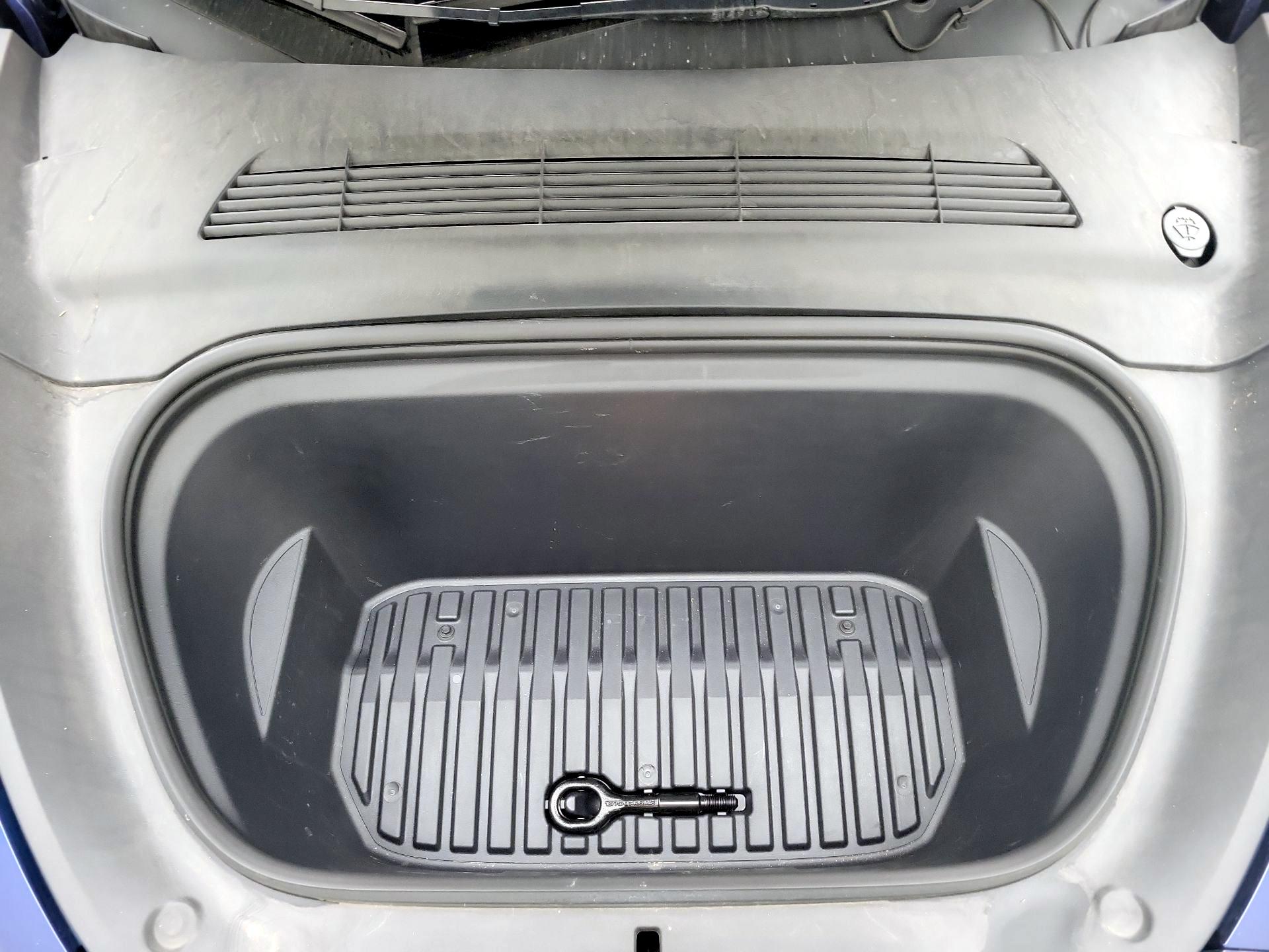 Thumbnail: 2023 Tesla Model Y - 20