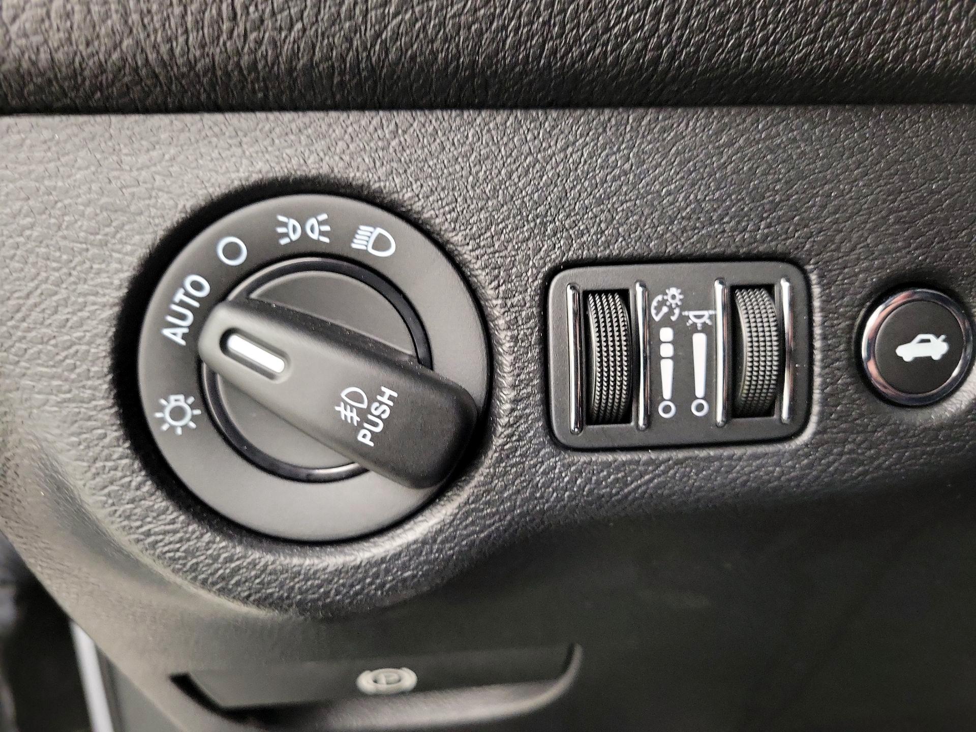 Thumbnail: 2020 Dodge Challenger - 13