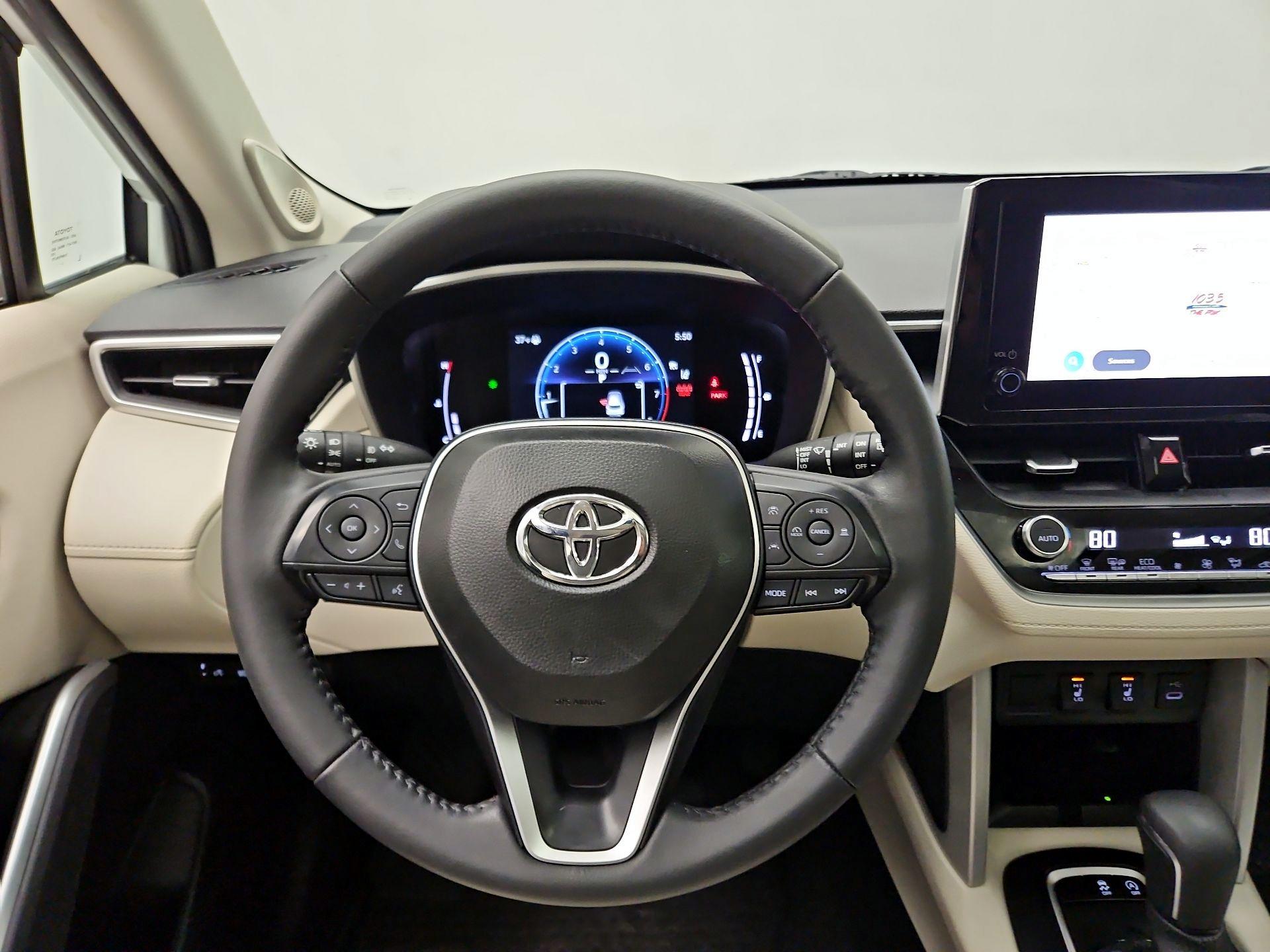 Thumbnail: 2024 Toyota Corolla Cross - 10