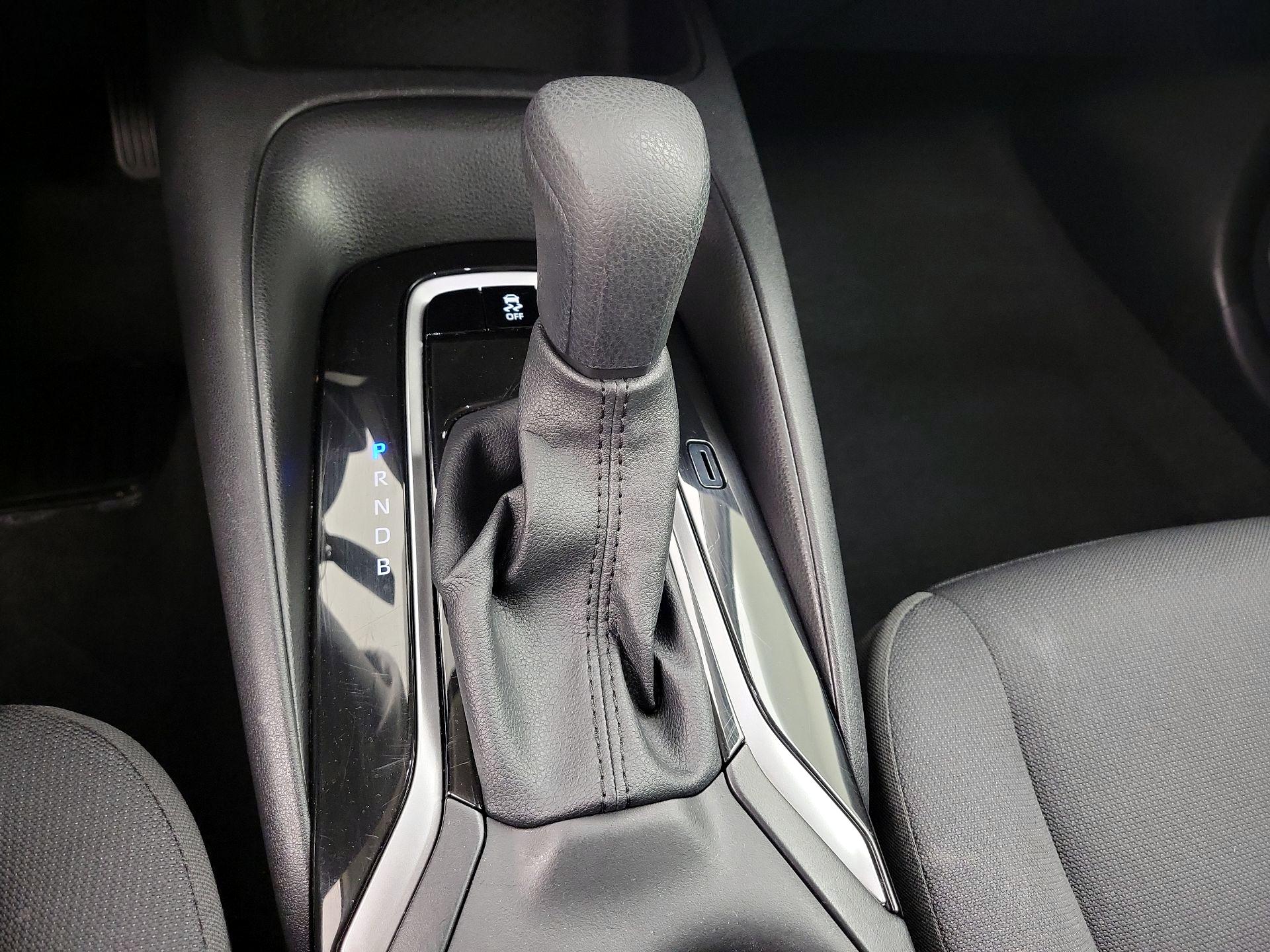 Thumbnail: 2025 Toyota Corolla - 17