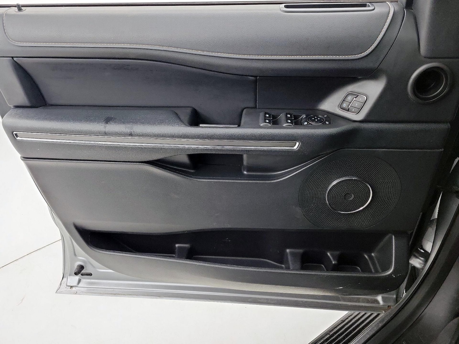 2024 Ford Expedition XLT - Photo 13