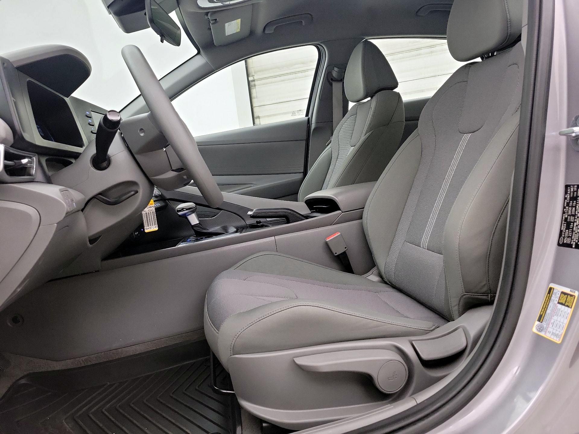 Thumbnail: 2025 Hyundai Elantra - 11