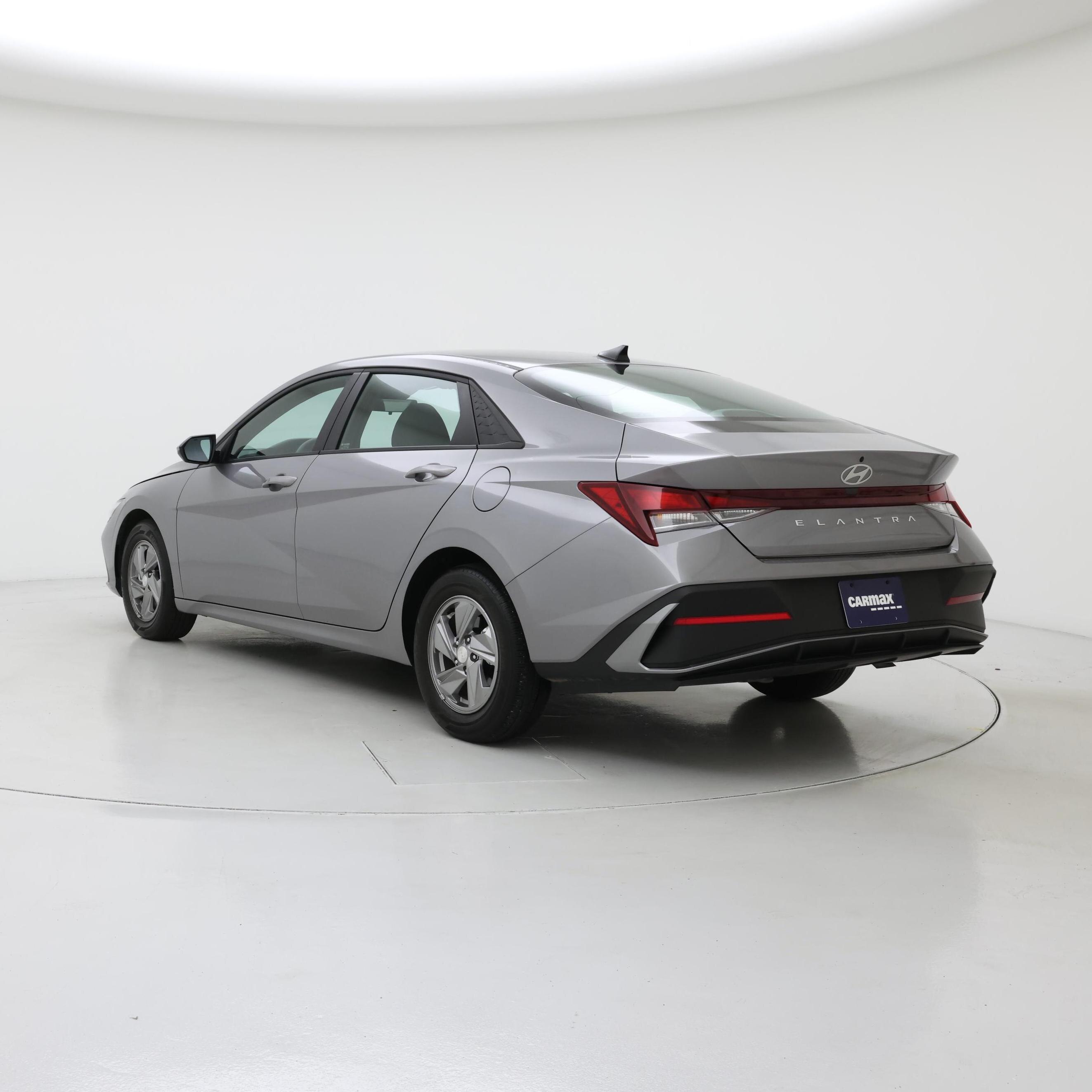 Thumbnail: 2025 Hyundai Elantra - 2