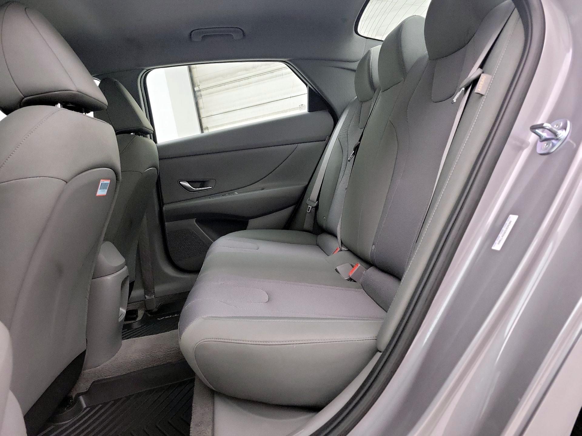 Thumbnail: 2025 Hyundai Elantra - 20