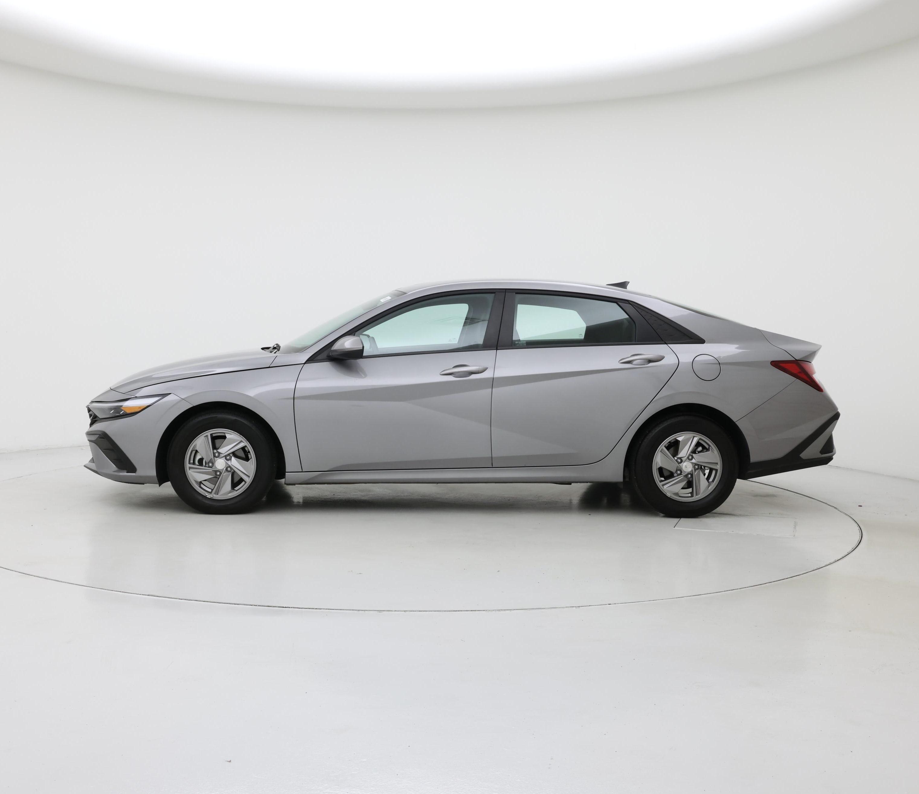 Thumbnail: 2025 Hyundai Elantra - 3