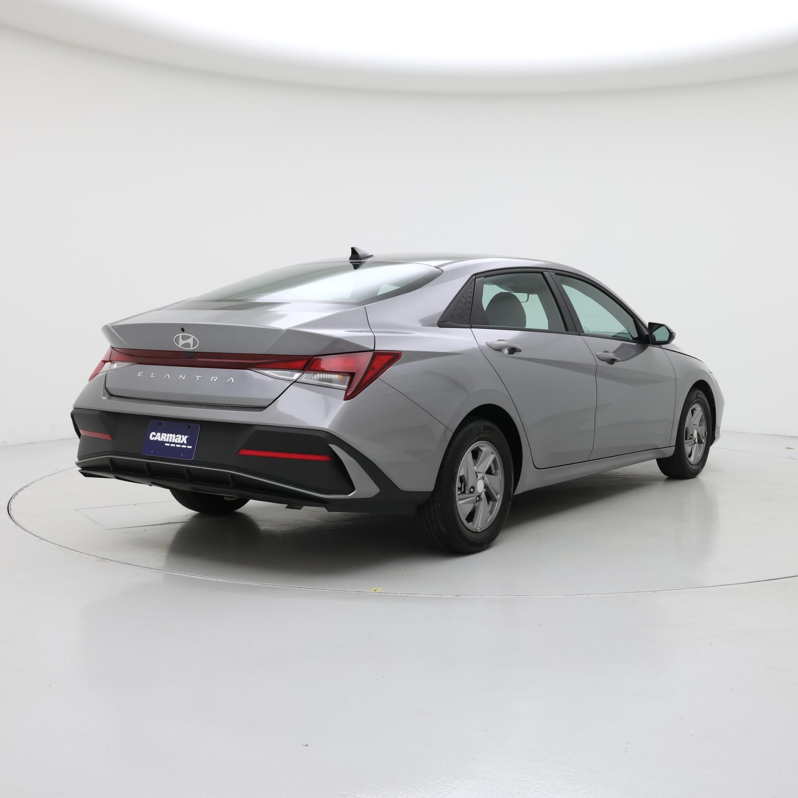 Thumbnail: 2025 Hyundai Elantra - 8