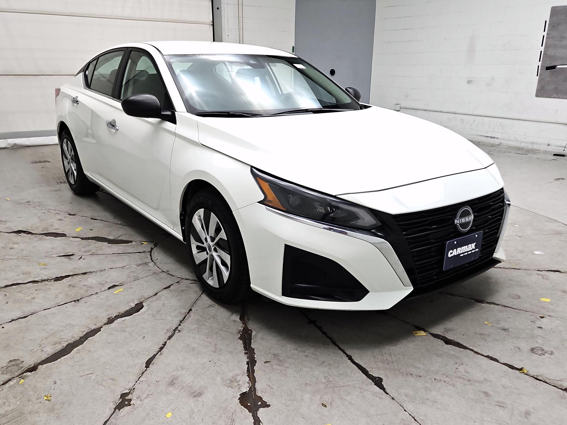 Thumbnail: 2024 Nissan Altima - 1