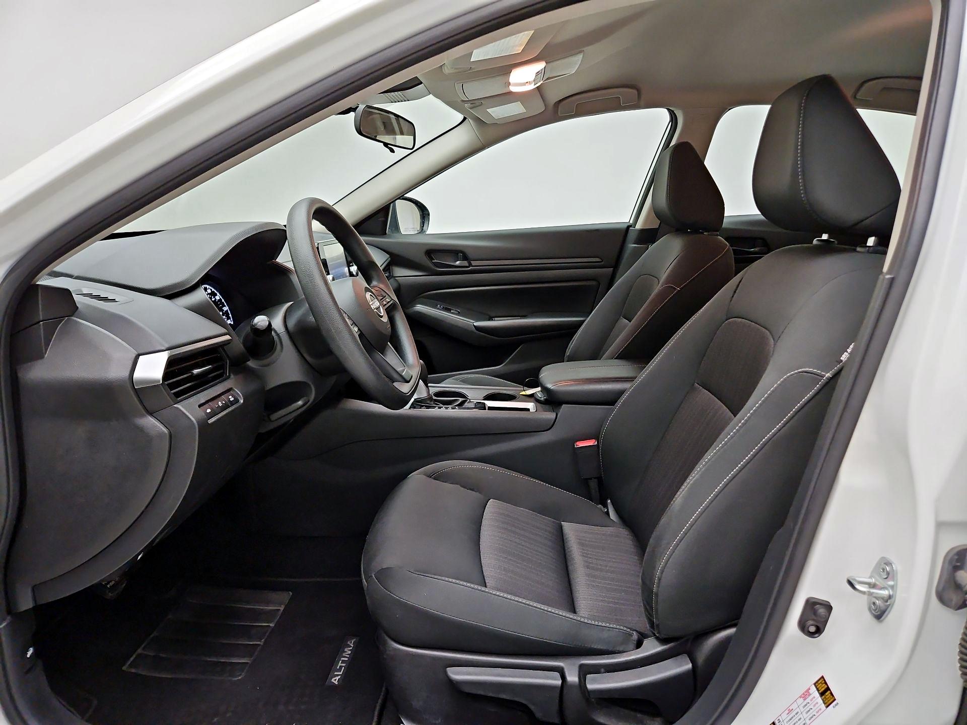 Thumbnail: 2024 Nissan Altima - 9