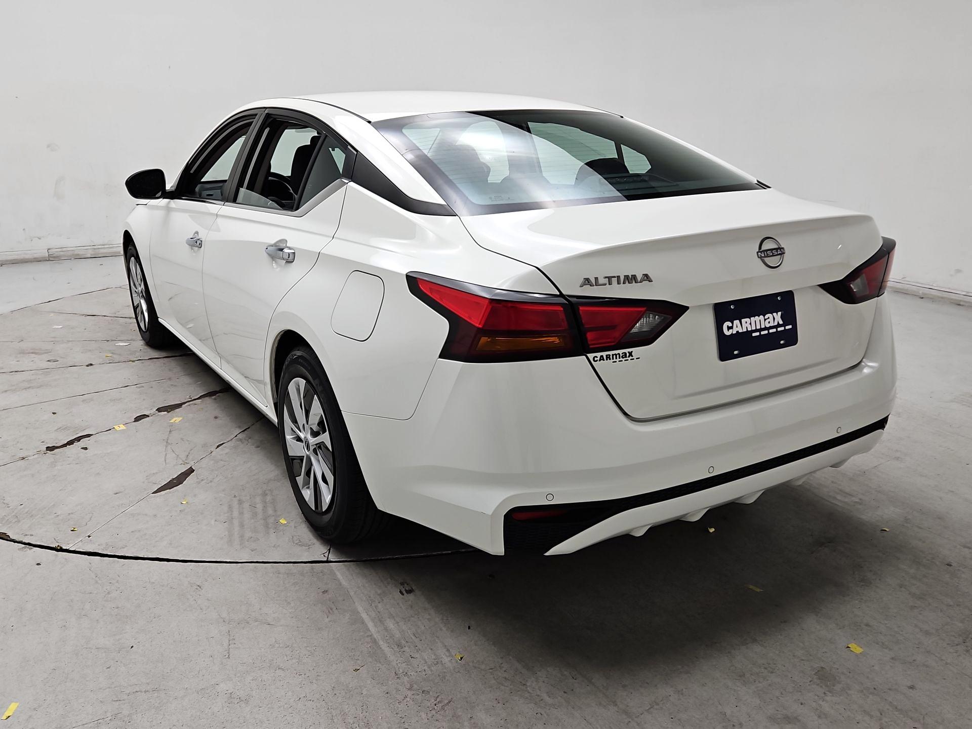 Thumbnail: 2024 Nissan Altima - 7