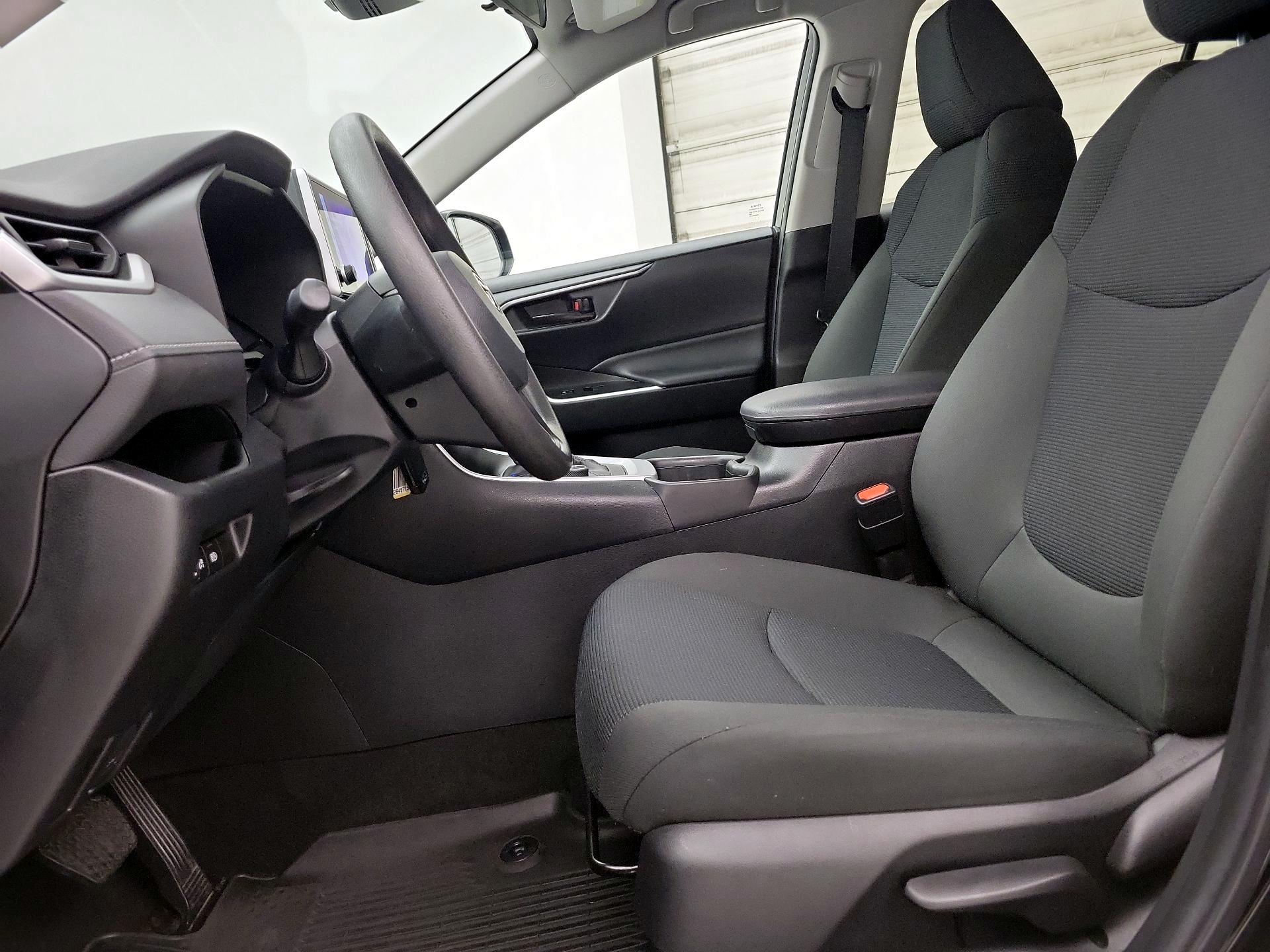 Thumbnail: 2023 Toyota RAV4 - 11